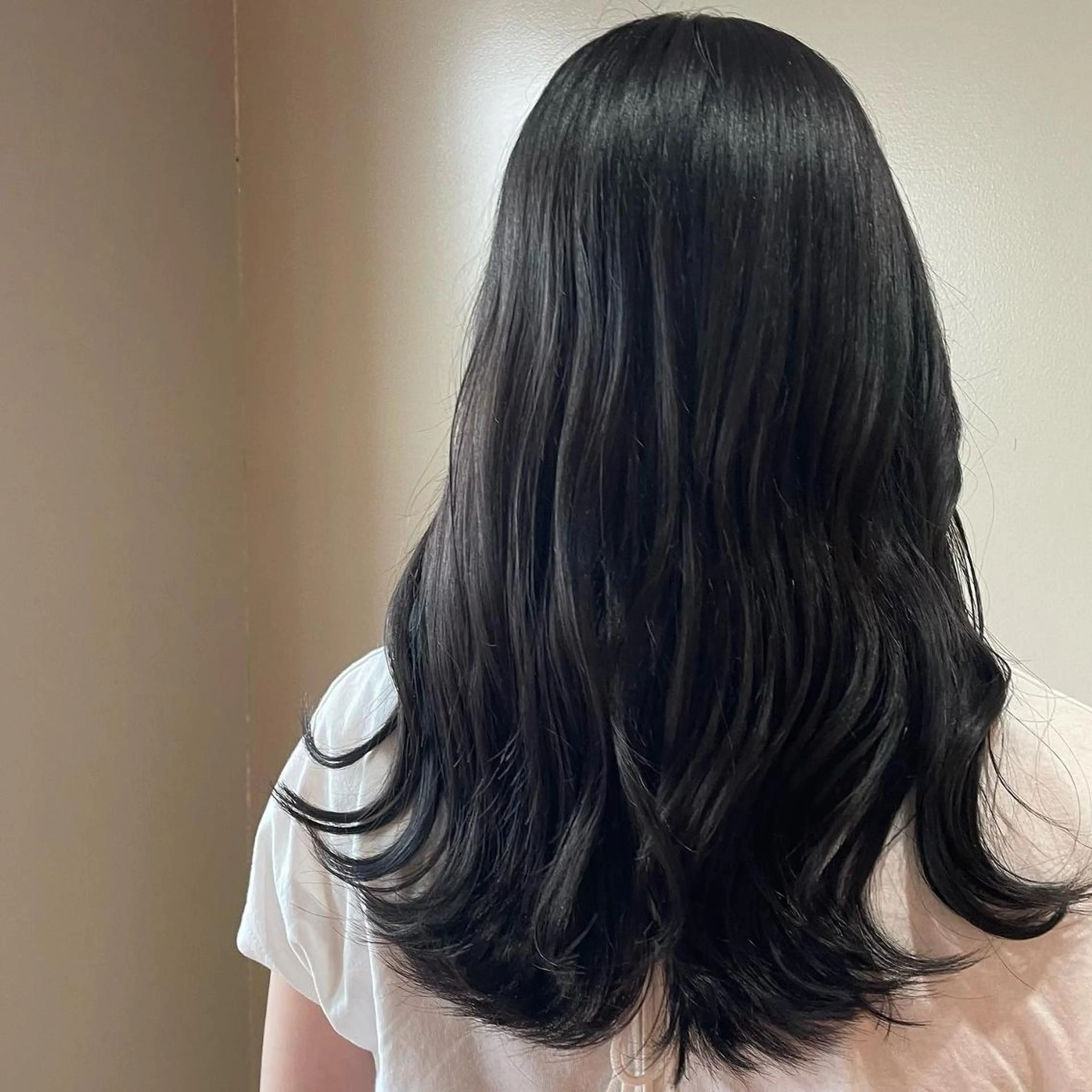 ミディアム 🎀  minori おたく美容師  🪽のヘアスタイル