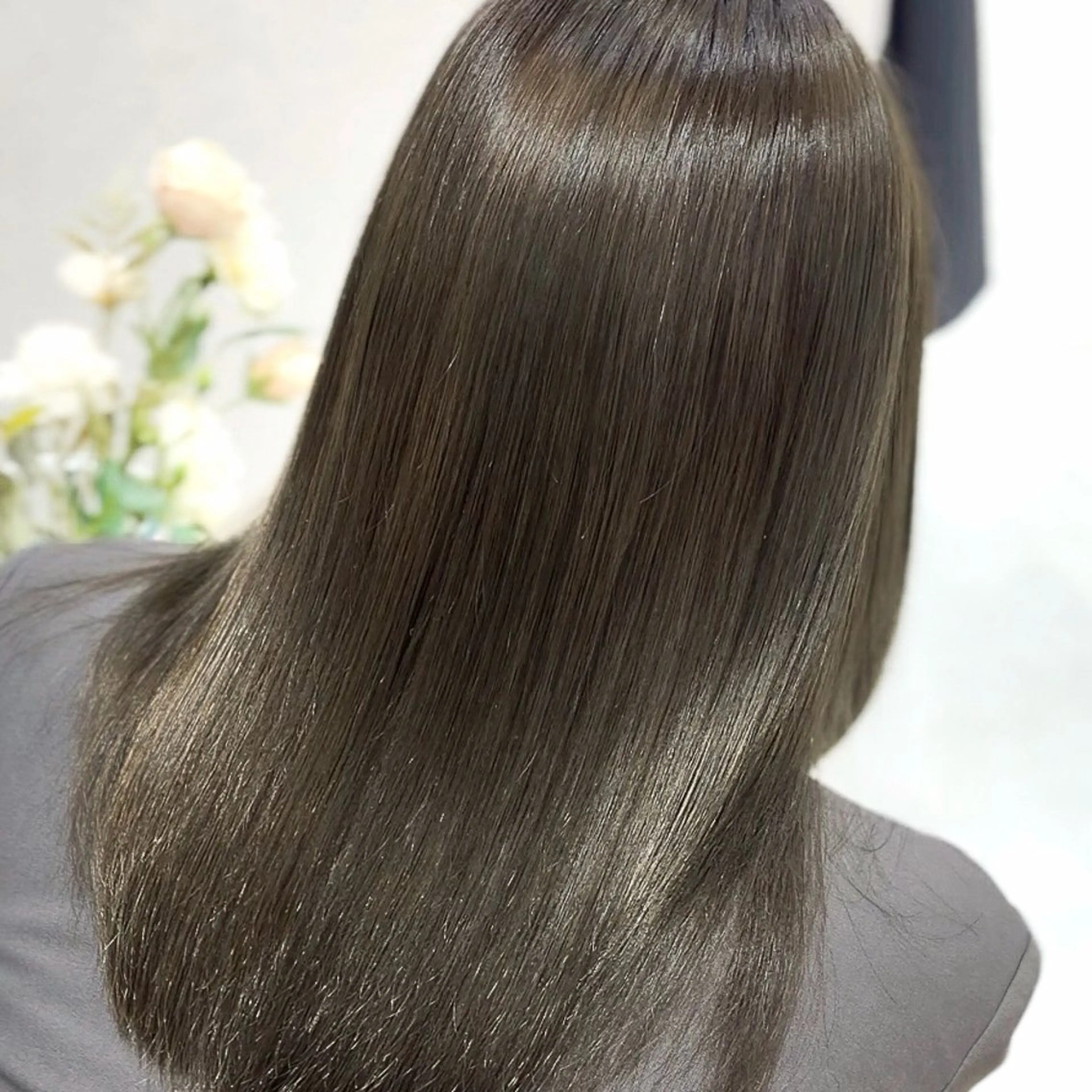 ロング カラー パーマ suzuka/透明感 /顔周り/美髪矯正のヘアスタイル