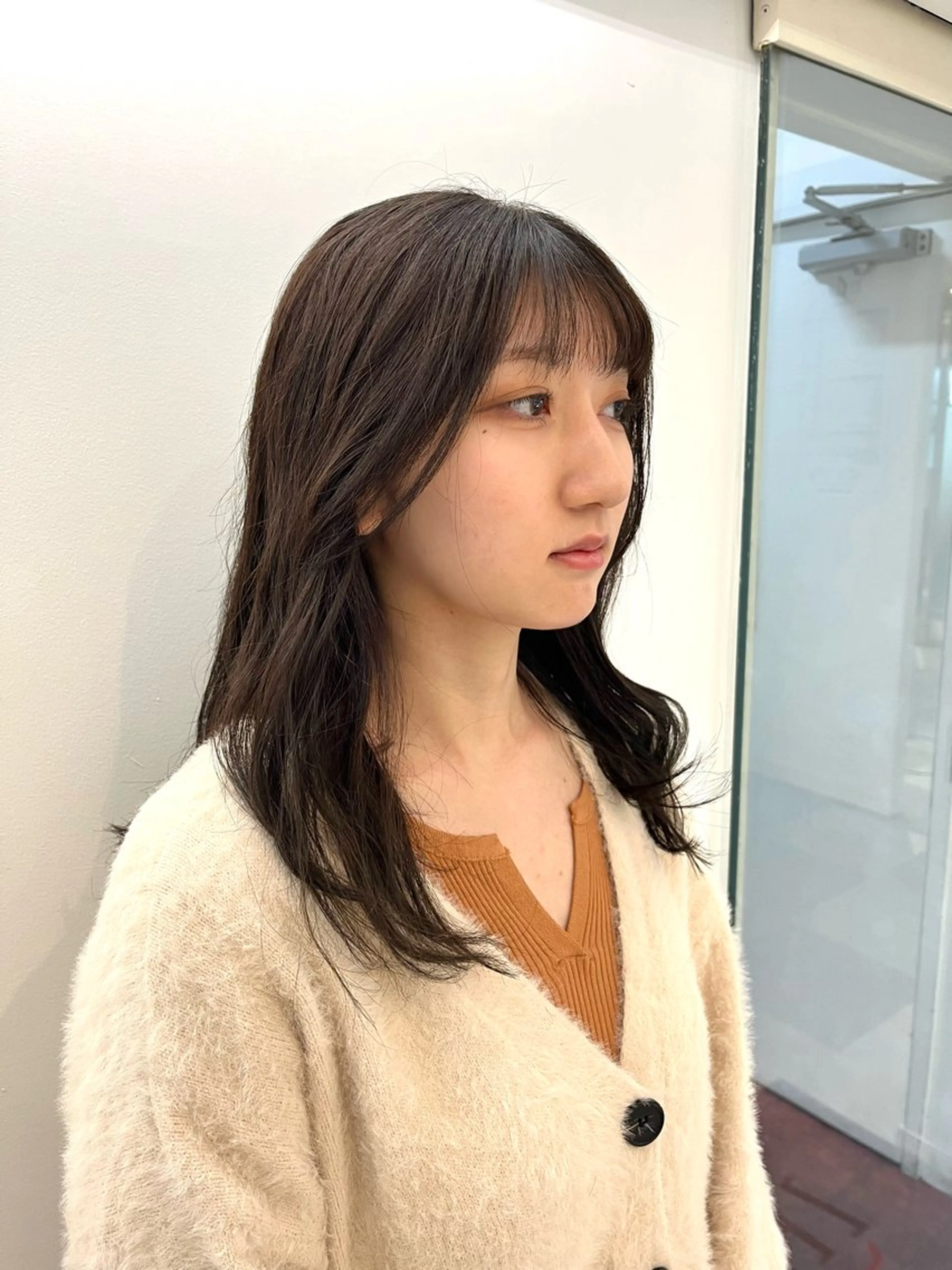 セミロング セミロングパーマ 韓国風ヘア トリートメント カット パーマ トリートメント コテ巻き風パーマ 藤澤　知彌のヘアスタイル