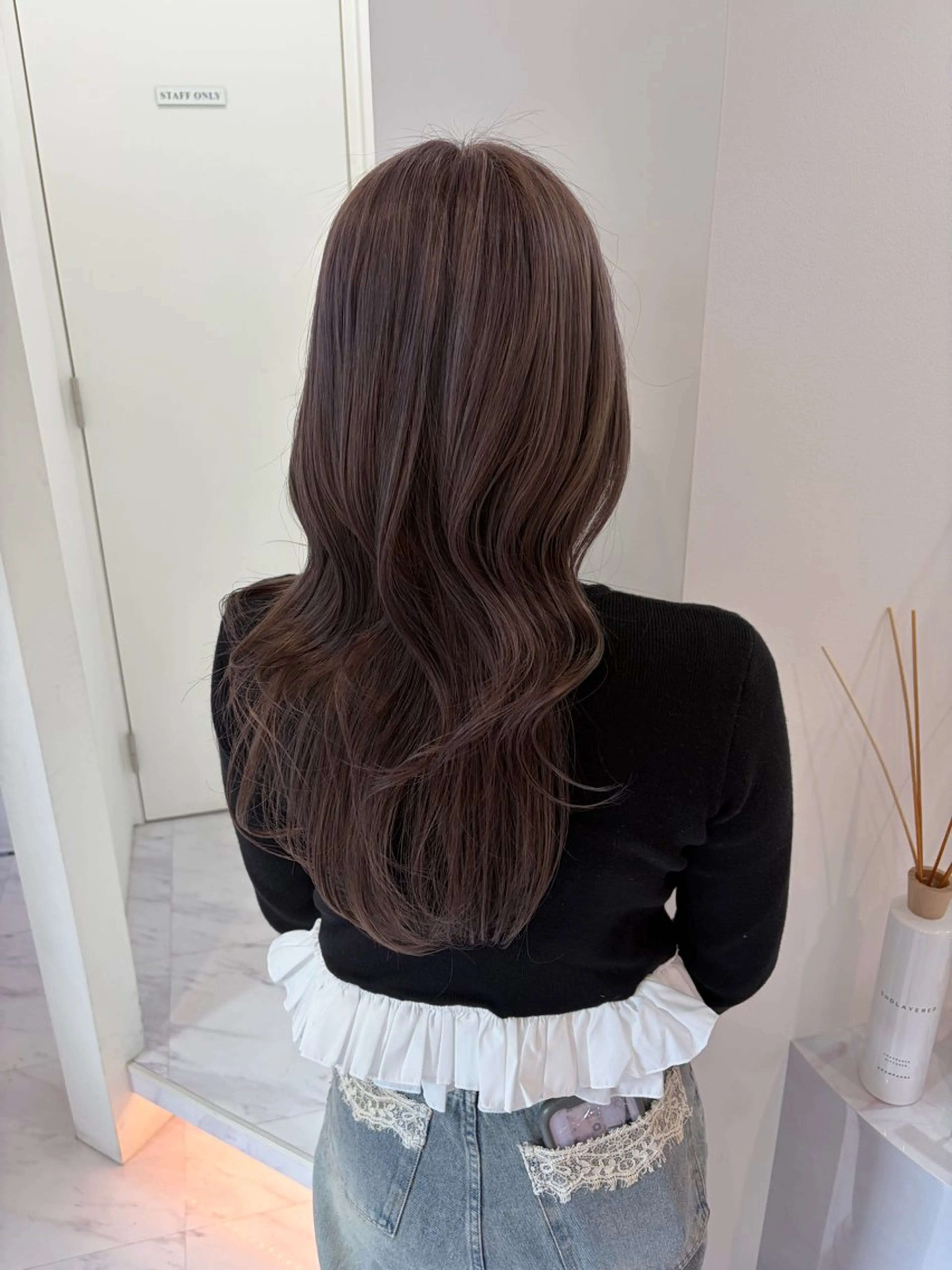 セミロング カラー ベージュカラー ブリーチ グレージュ ラベンダーカラー ラベンダーグレージュ 名駅/ハイトーン /Y2k/YUNAのヘアスタイル