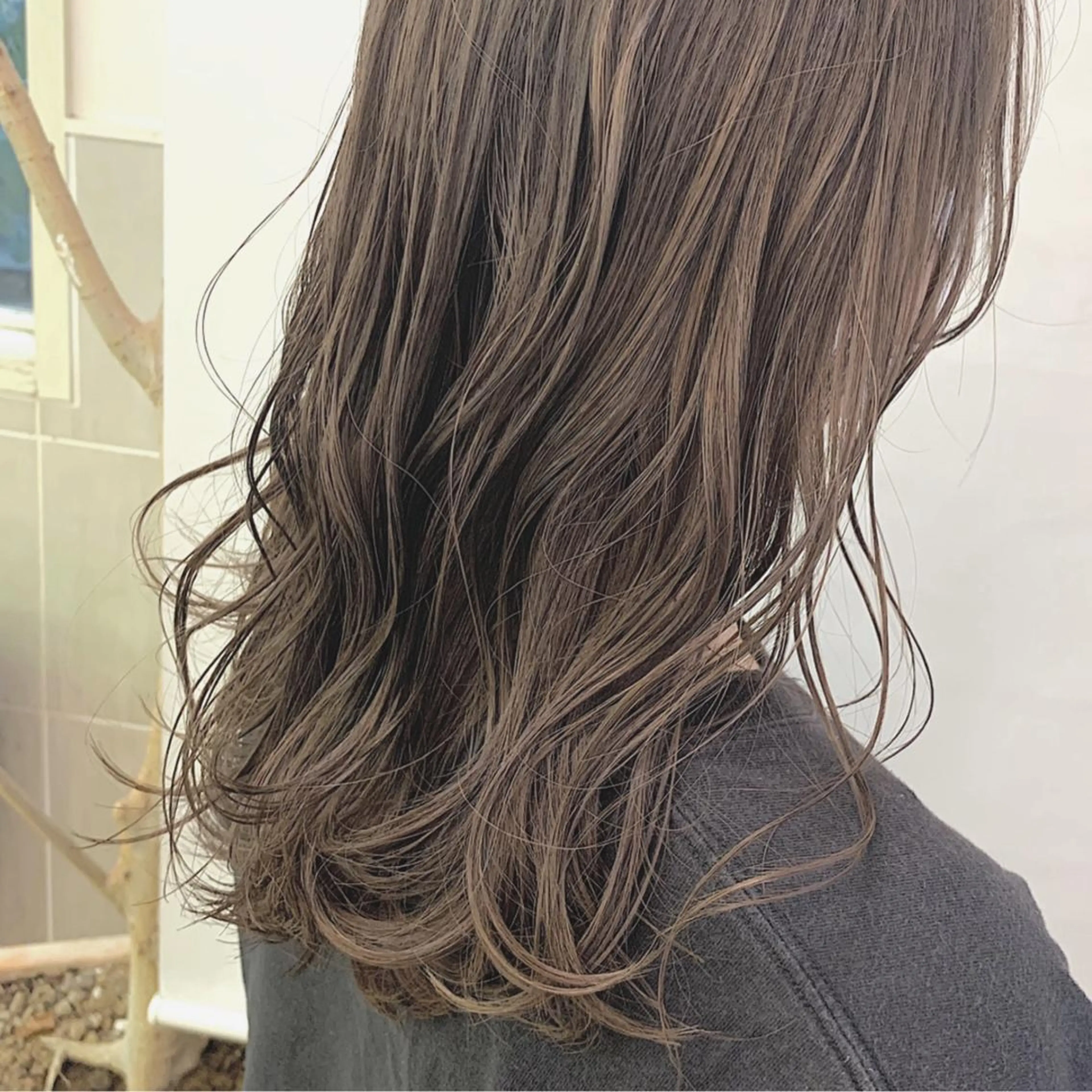 セミロング カラー ヘアカラー 佐藤 梨里花 ❤︎のヘアスタイル