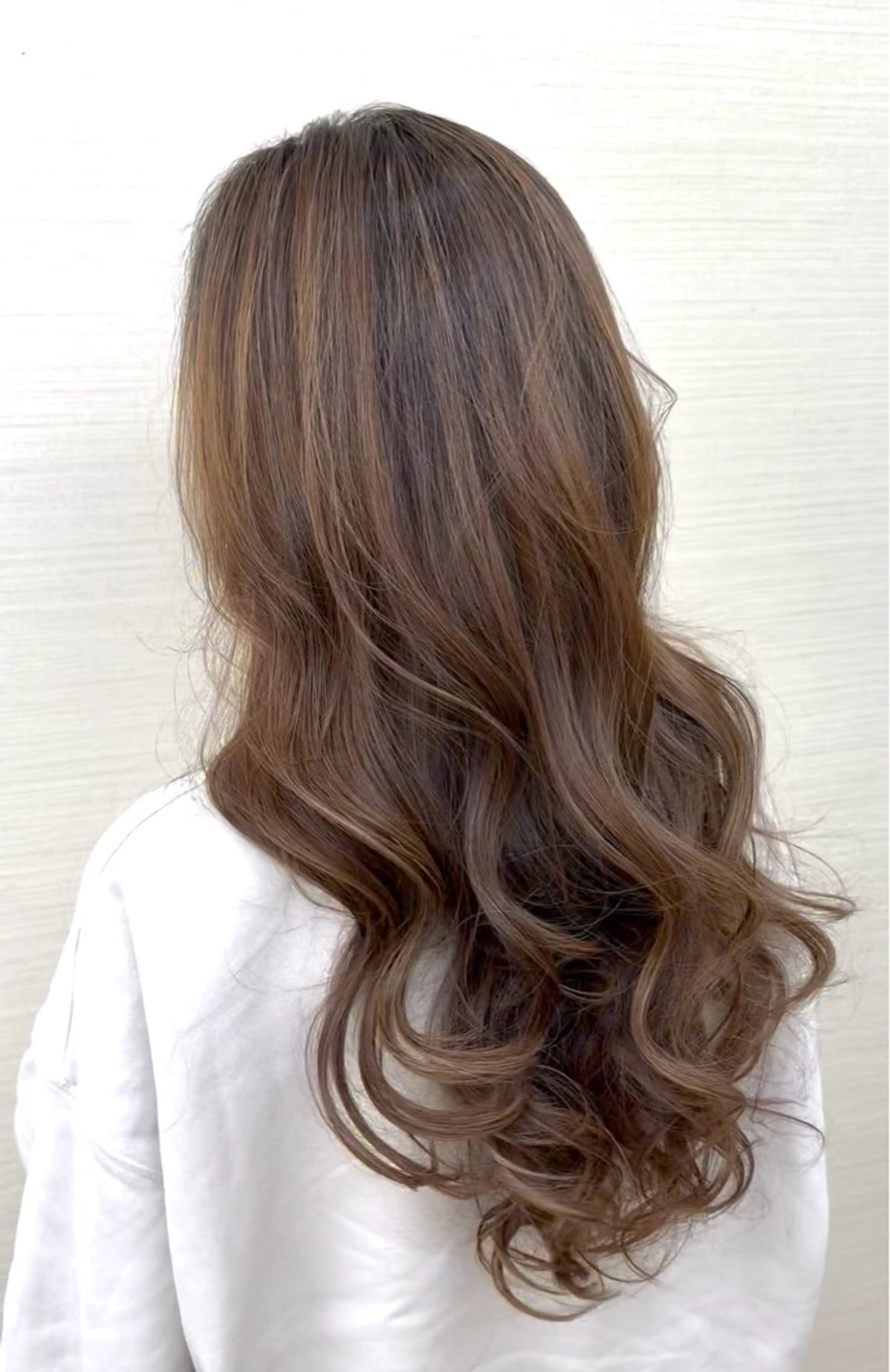 【ご新規様限定】≪コテ巻き風≫カット+デジタルパーマ+集中補修TRの写真