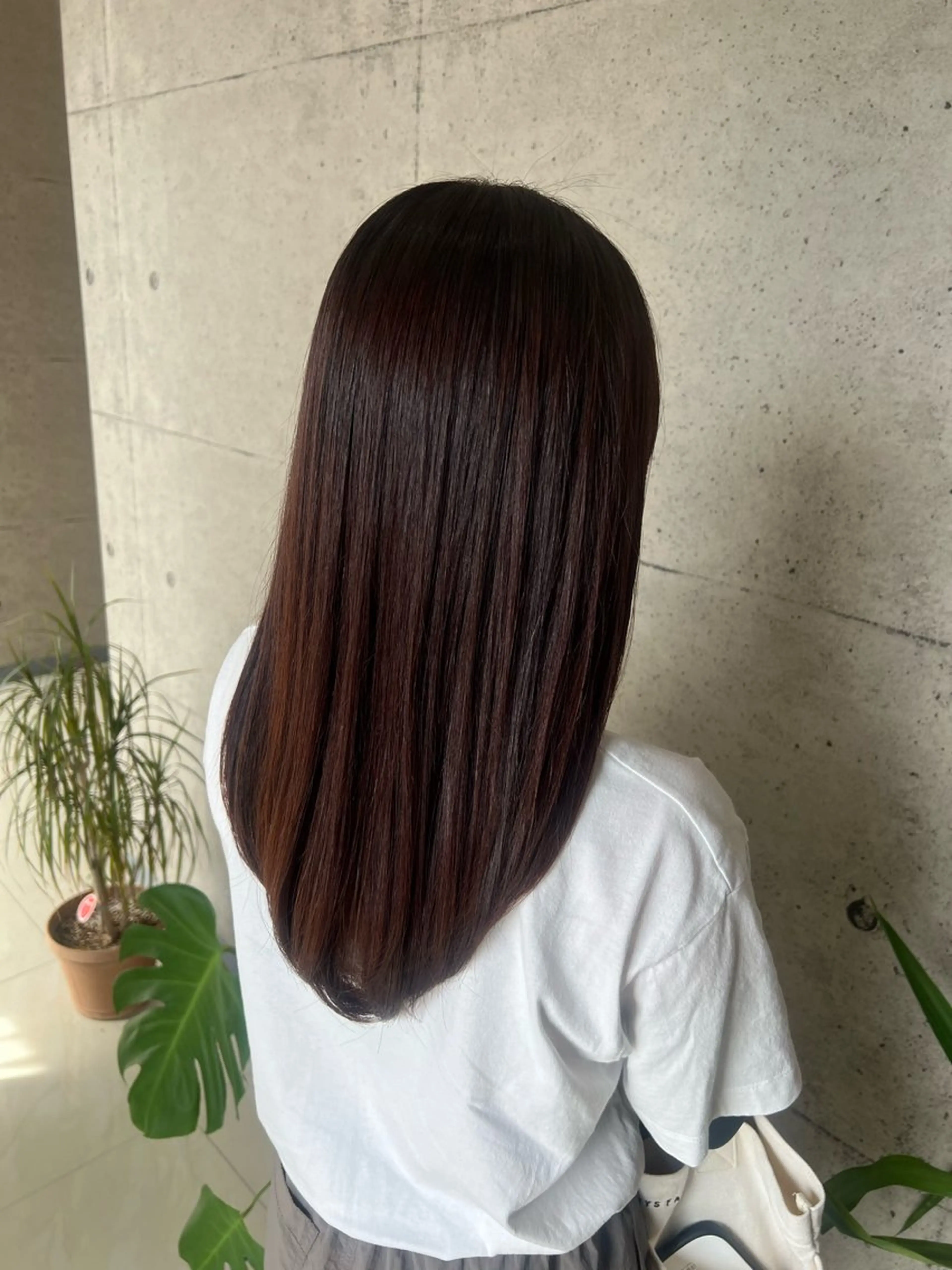 ロング カラー ピンクカラー 顔周りカット レイヤーカット カット ヘアカラー トリートメント 廣瀬 愛のヘアスタイル