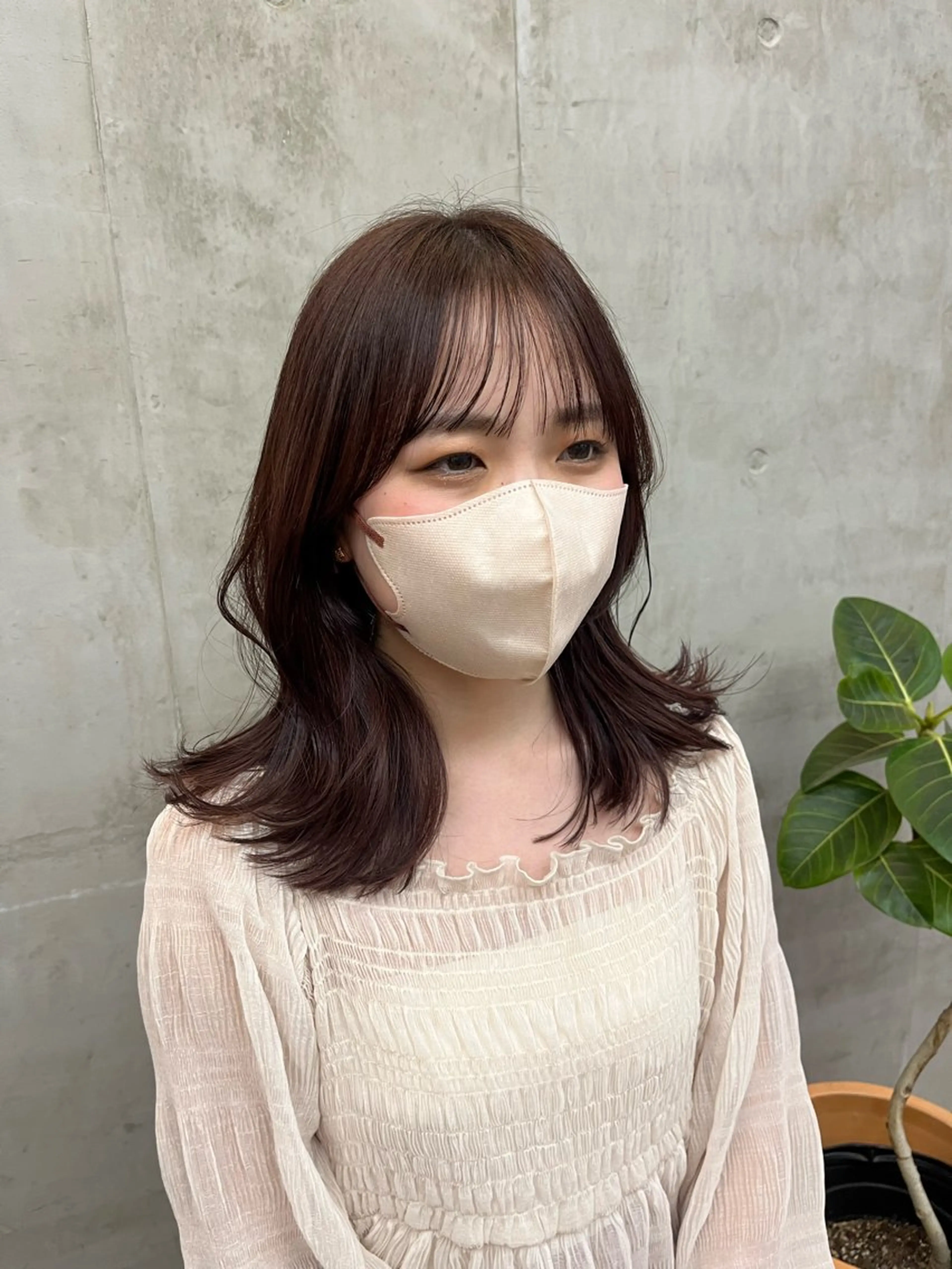 セミロング カラー 顔周りカット 韓国風ヘア 似合わせカット カット SALT WATER所属・🤎𝐌𝐚𝐨⌇ お悩み解決美容師🤎のヘアスタイル