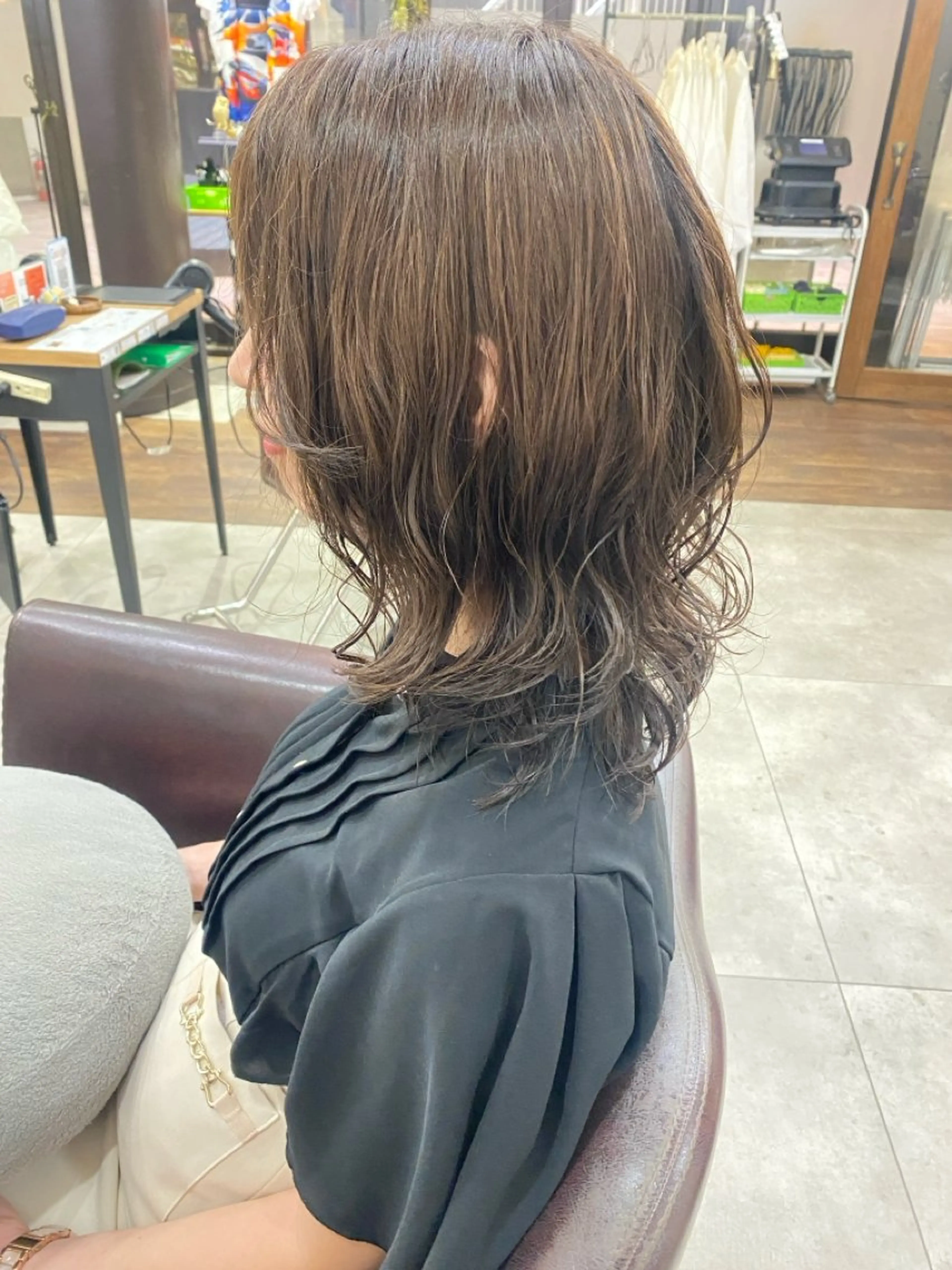 セミロング セミロングパーマ 顔まわりレイヤー レイヤーカット 松村 崇弘のヘアスタイル