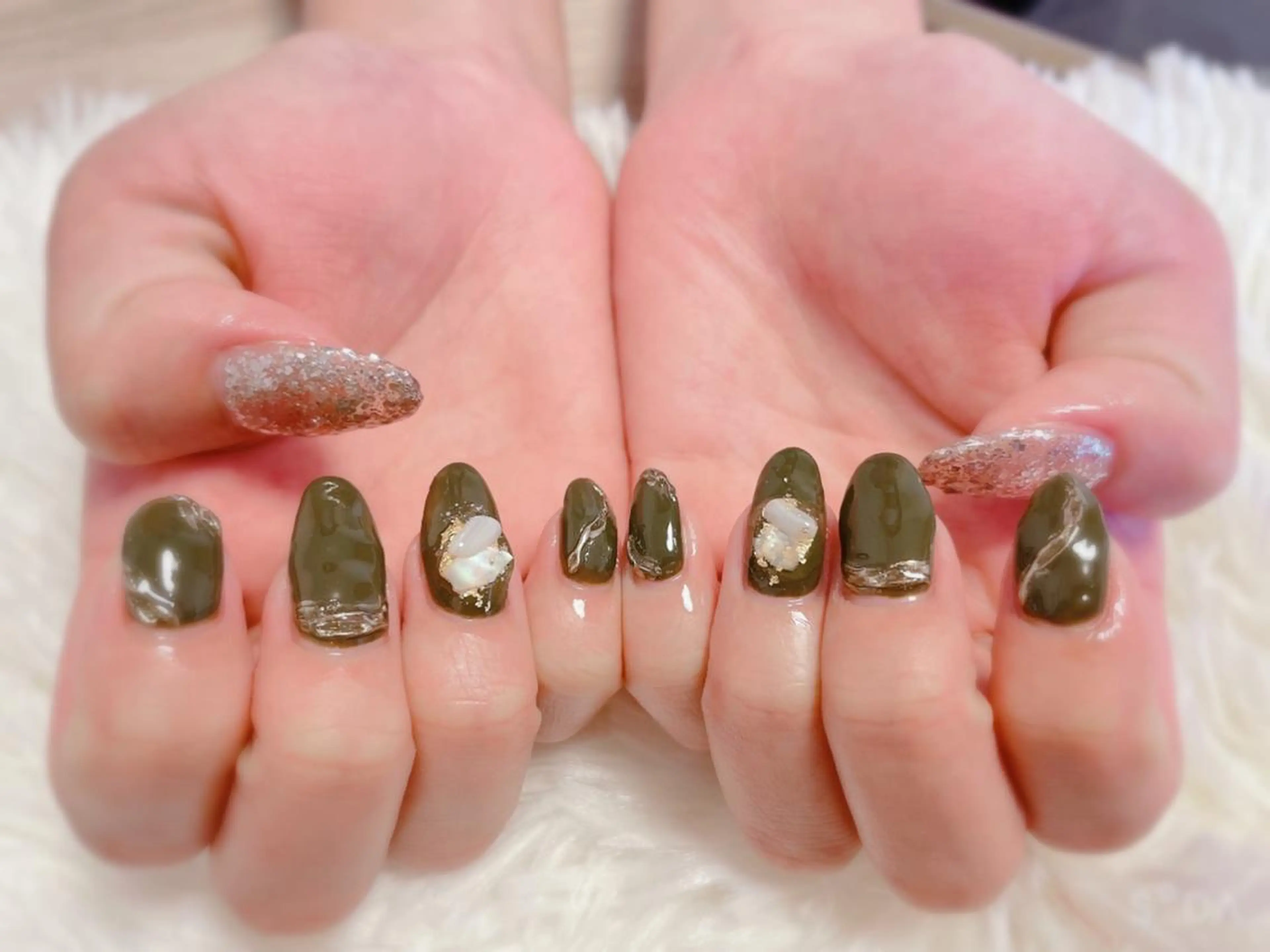 ネイル グリーン ニュアンスネイル Betty❤︎ ネイル＆よもぎ蒸しのネイルデザイン