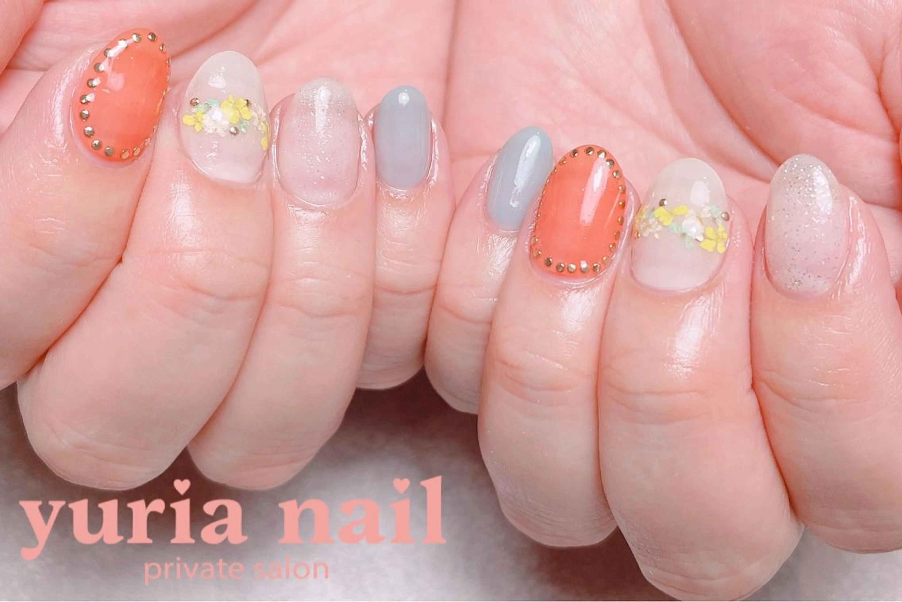 ネイル フラワーネイル ジェルネイル 水色 春ネイル ハンドネイル 小林 ゆりあのネイルデザイン