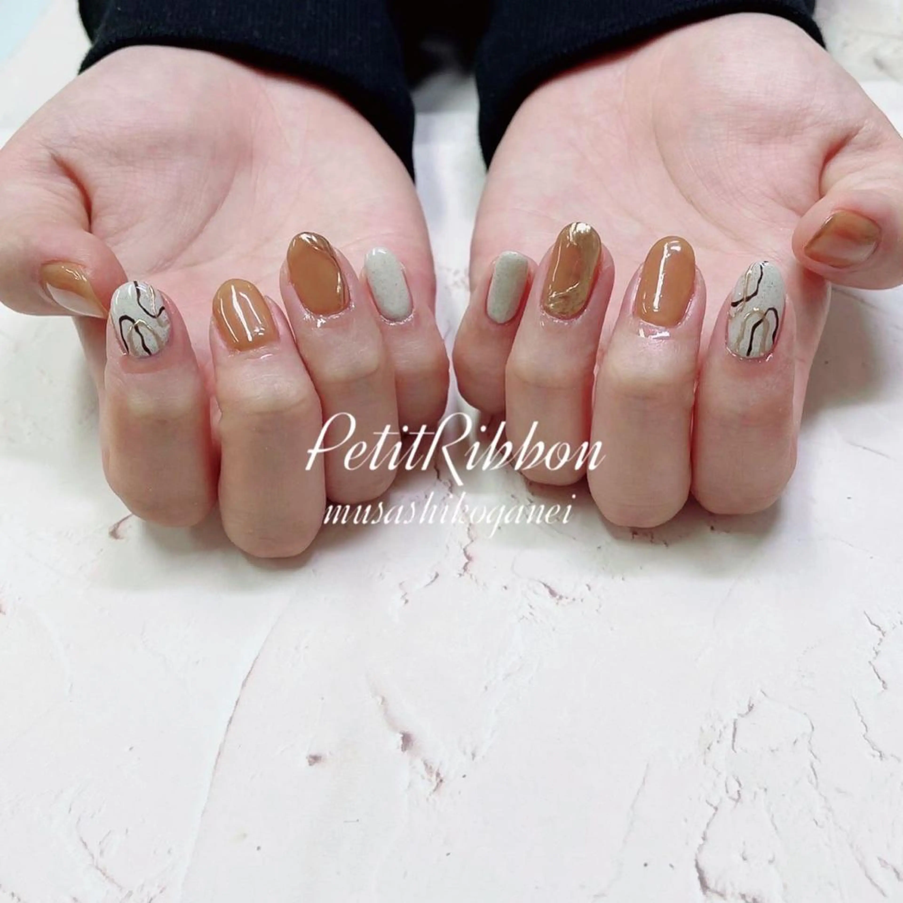 ネイル アートネイル ジェルネイル ミラーネイル 持ち込み ニュアンスネイル ハンドネイル プティリボン 武蔵小金井店のネイルデザイン