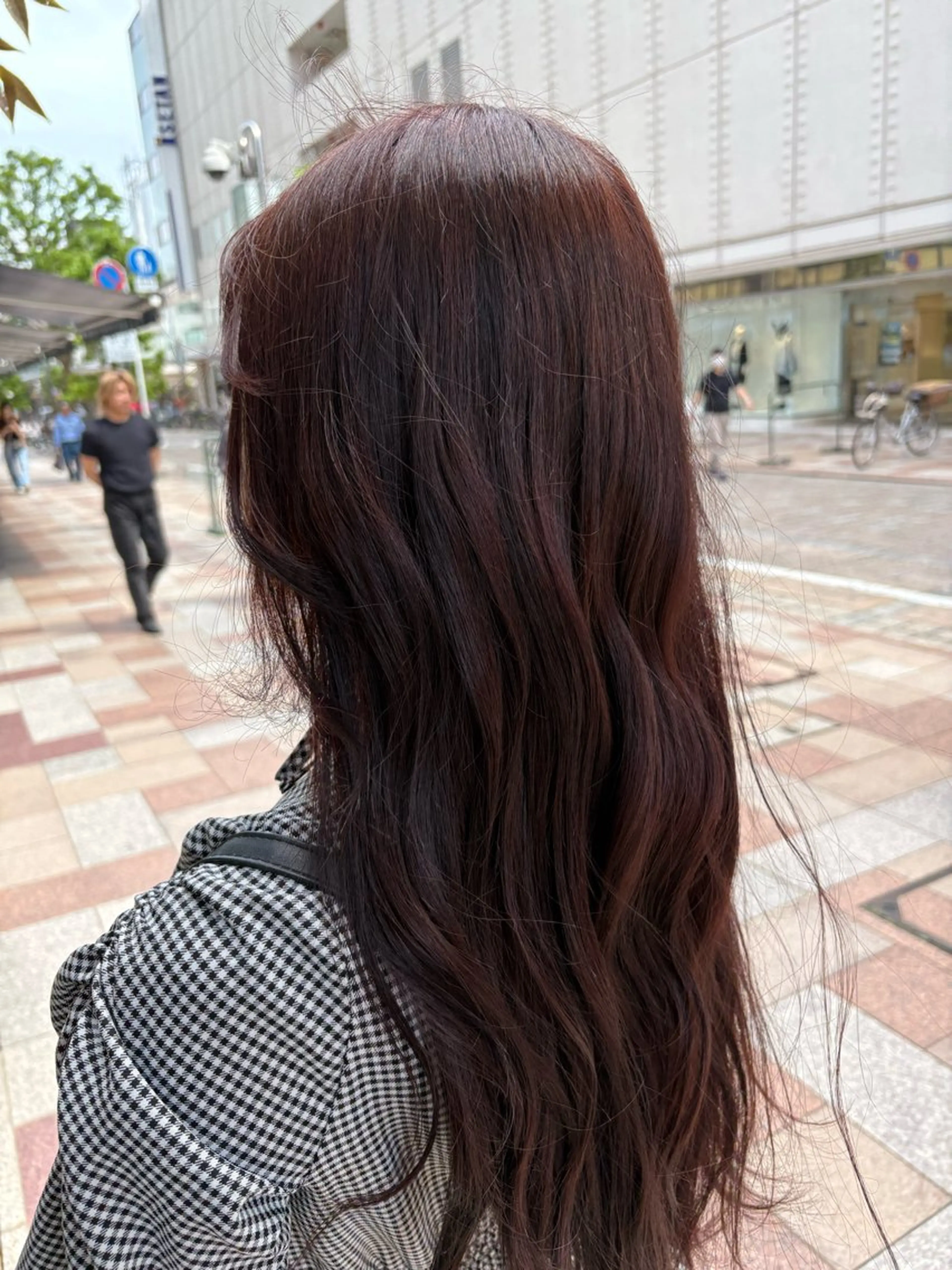 カラー 篠田 綾乃のヘアスタイル