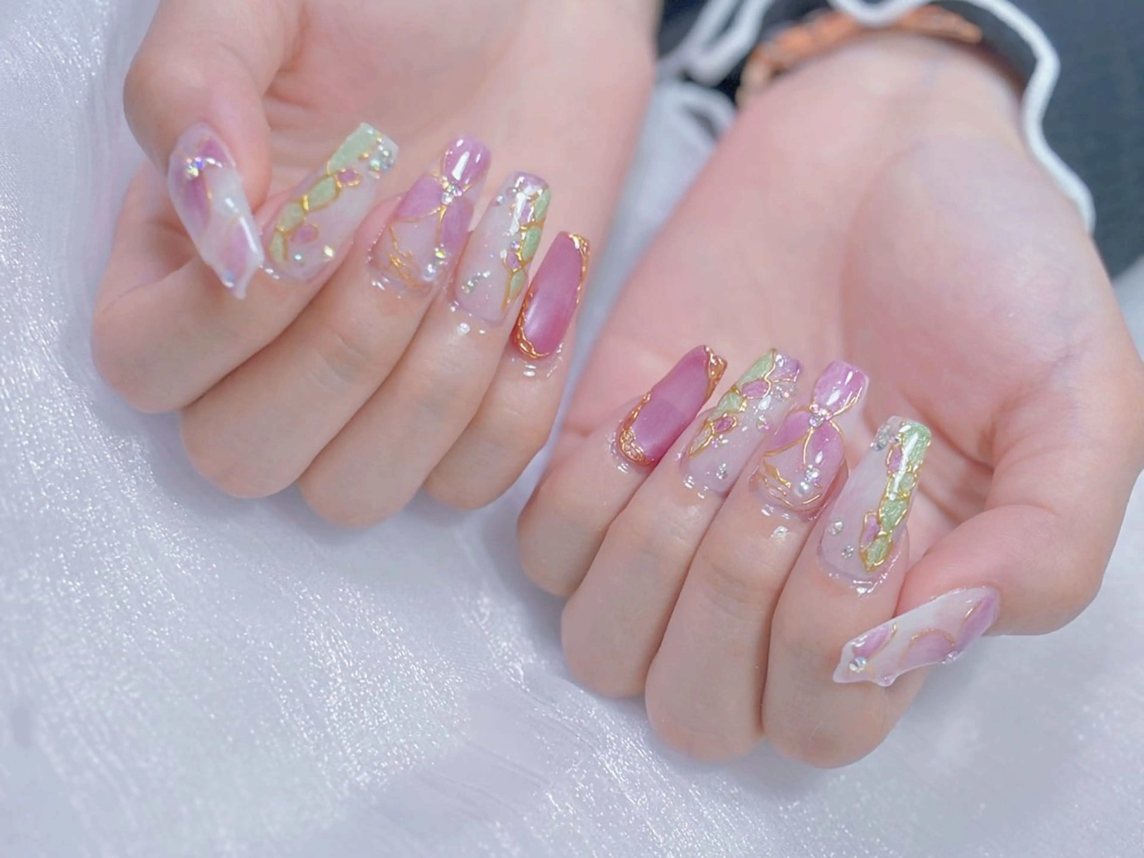 ネイル ハンドネイル ハンドケア ネイルサロンエクラ 🫧Shizukaのネイルデザイン