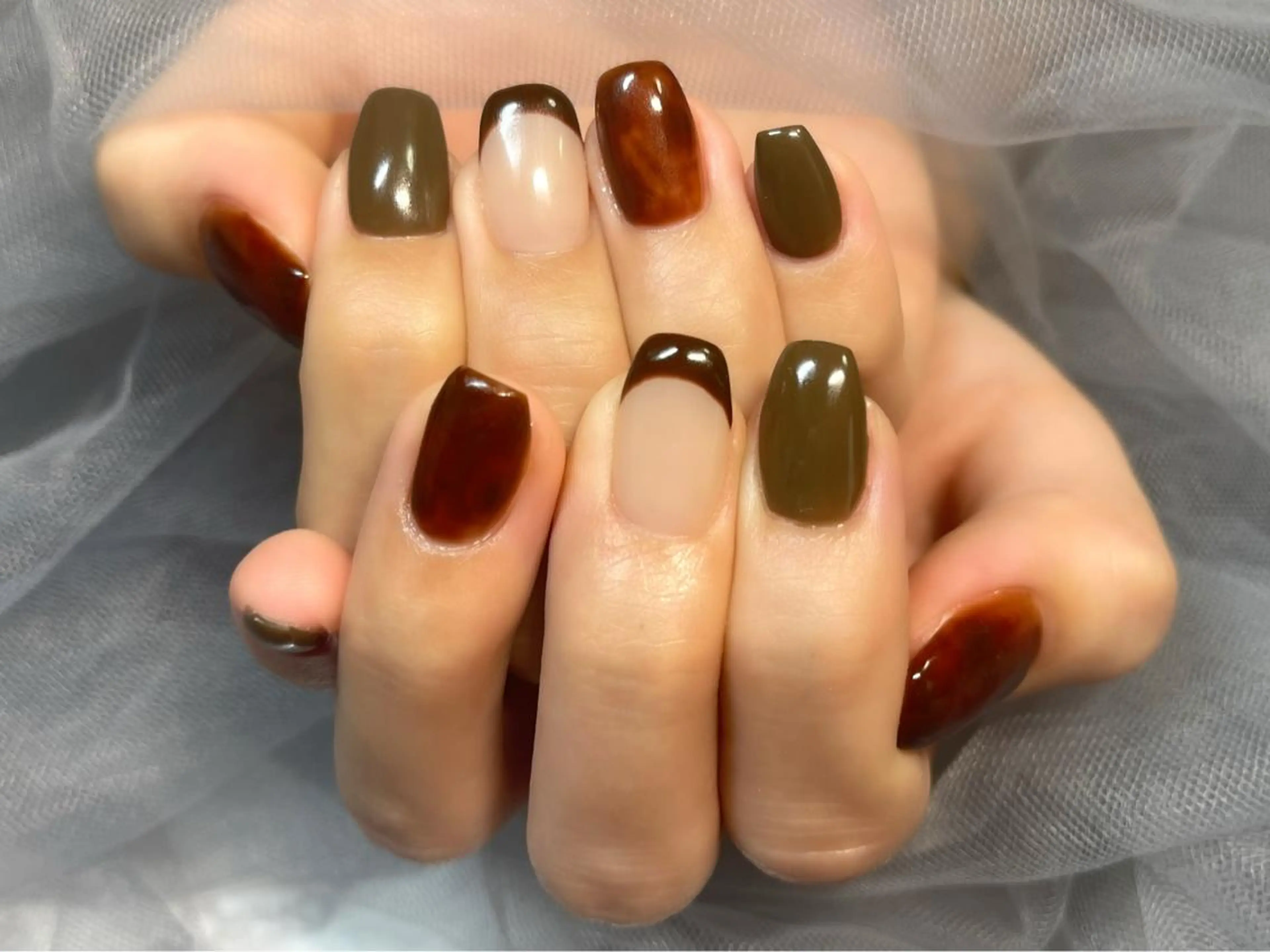 ネイル べっ甲ネイル ブラウン ハンドネイル KURELLY所属・Nail Salon KURELLYのネイルデザイン