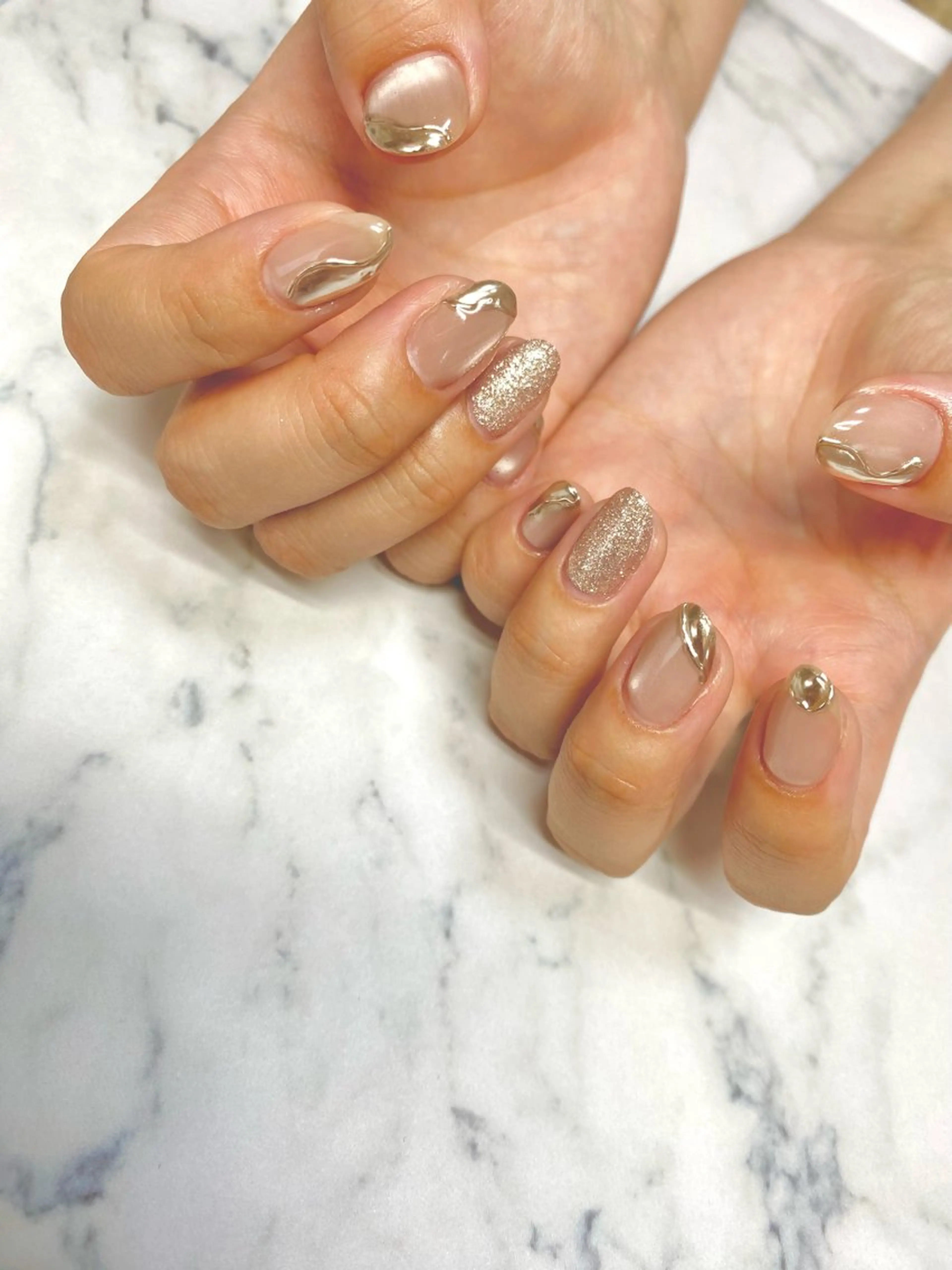 ネイル マグネットネイル ミラーネイル ハンドネイル Nail Salon BeBe所属・Nail salon BeBeのネイルデザイン