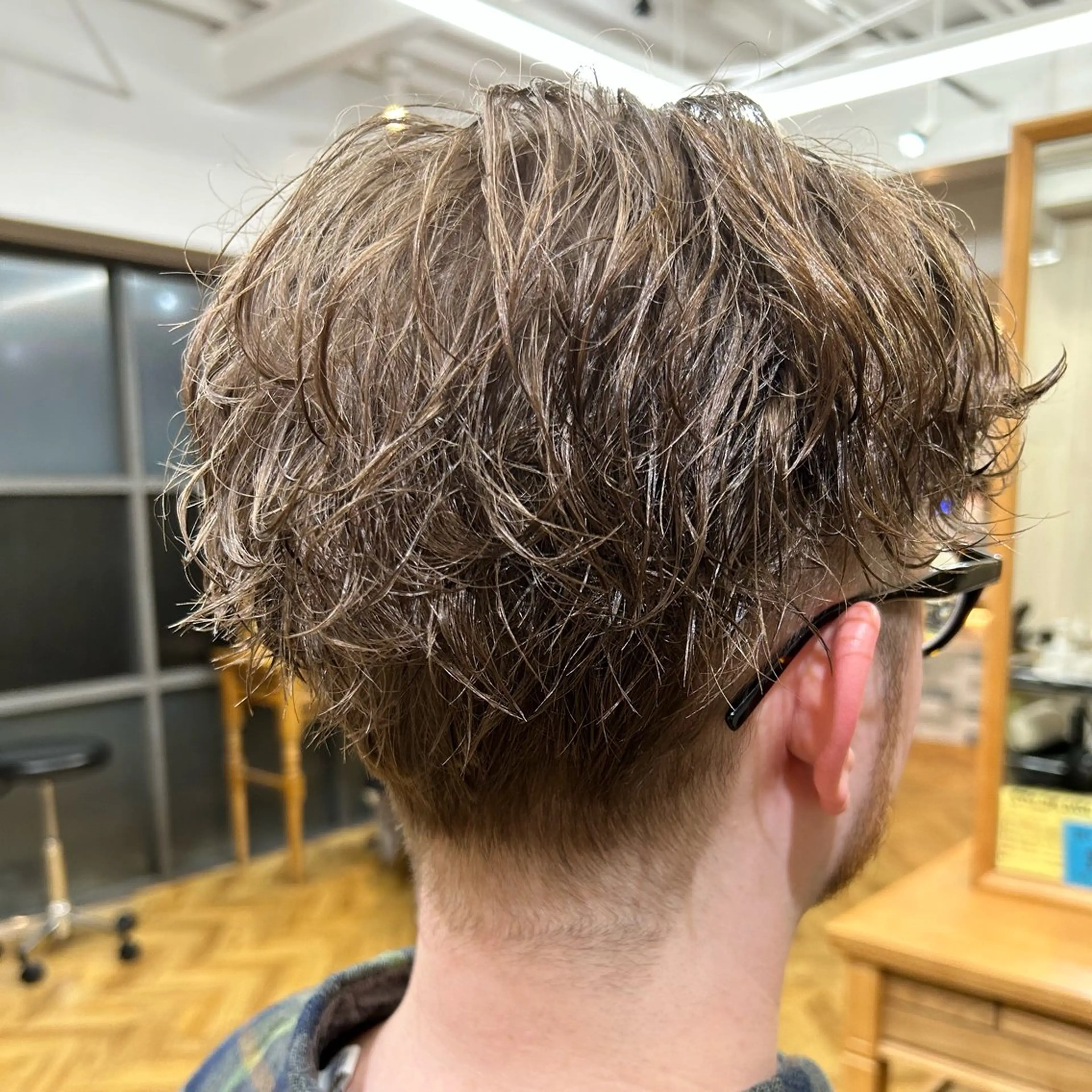 ショート パーマ メンズ 西山 良波のヘアスタイル