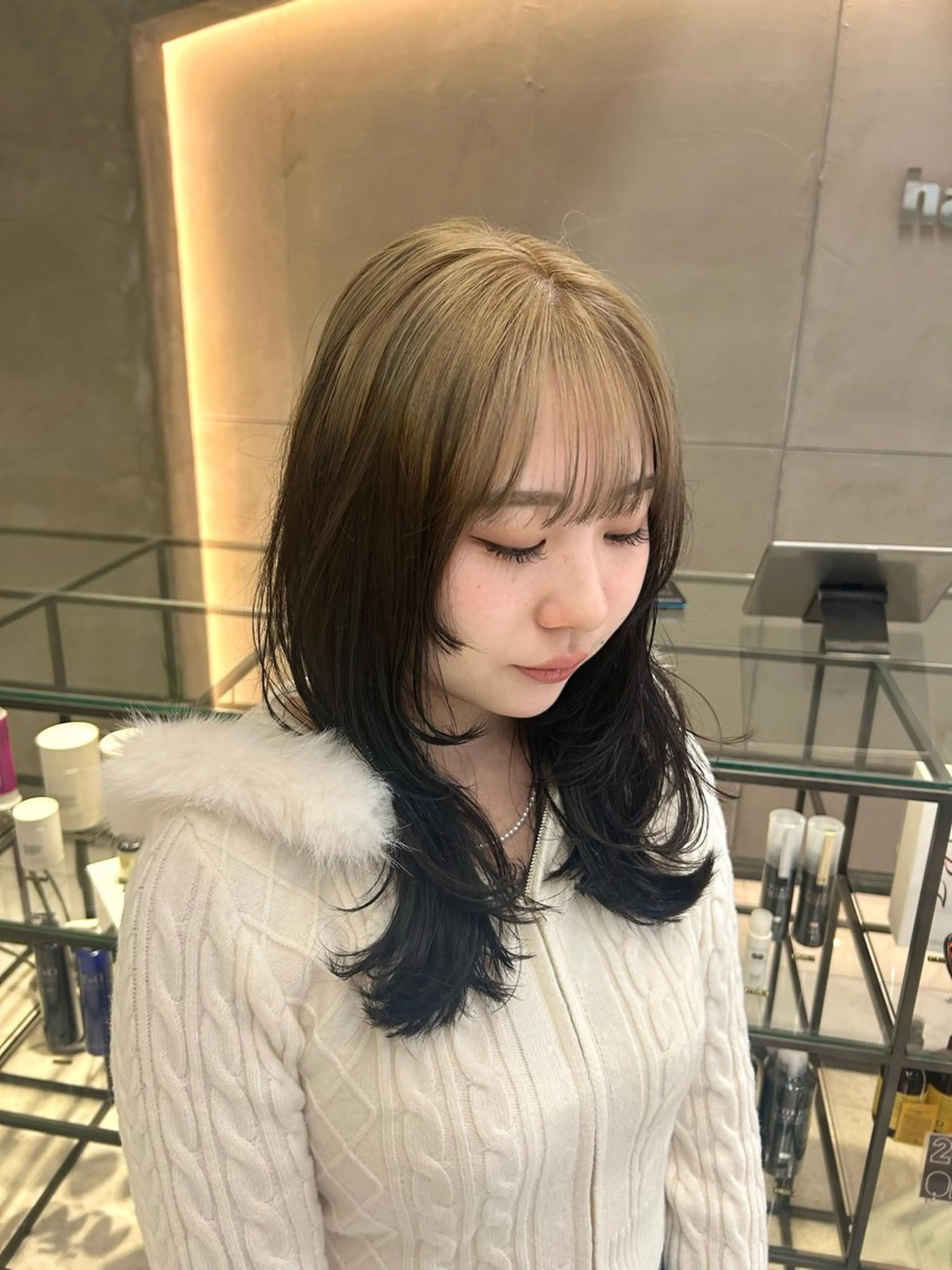 ロング カラー デザインカラー カット ヘアカラー トリートメント 艶カラー/レイヤー 🦋AKARI🦋のヘアスタイル