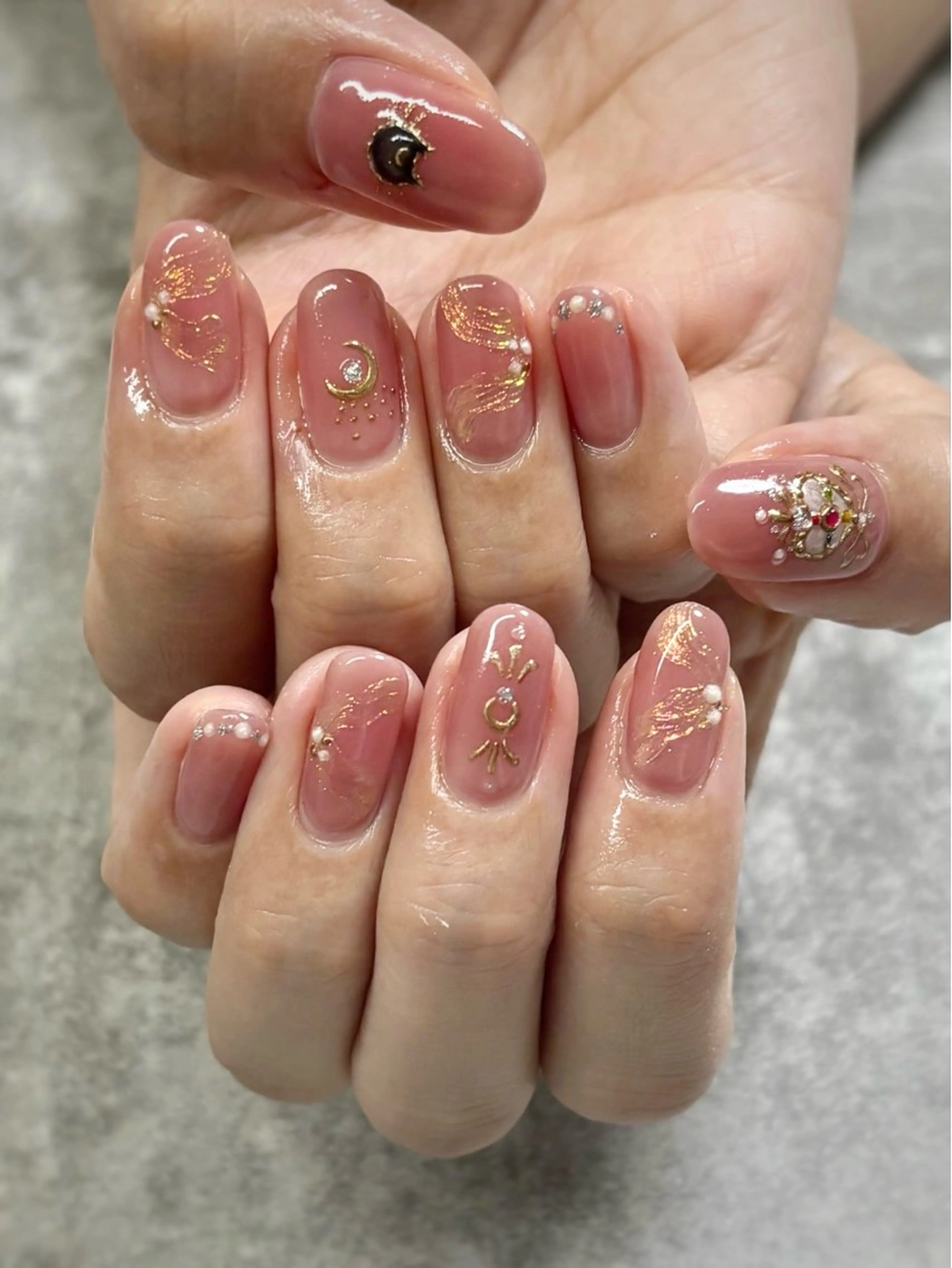 ネイル ハンドネイル FIORITURA Maikoのネイルデザイン