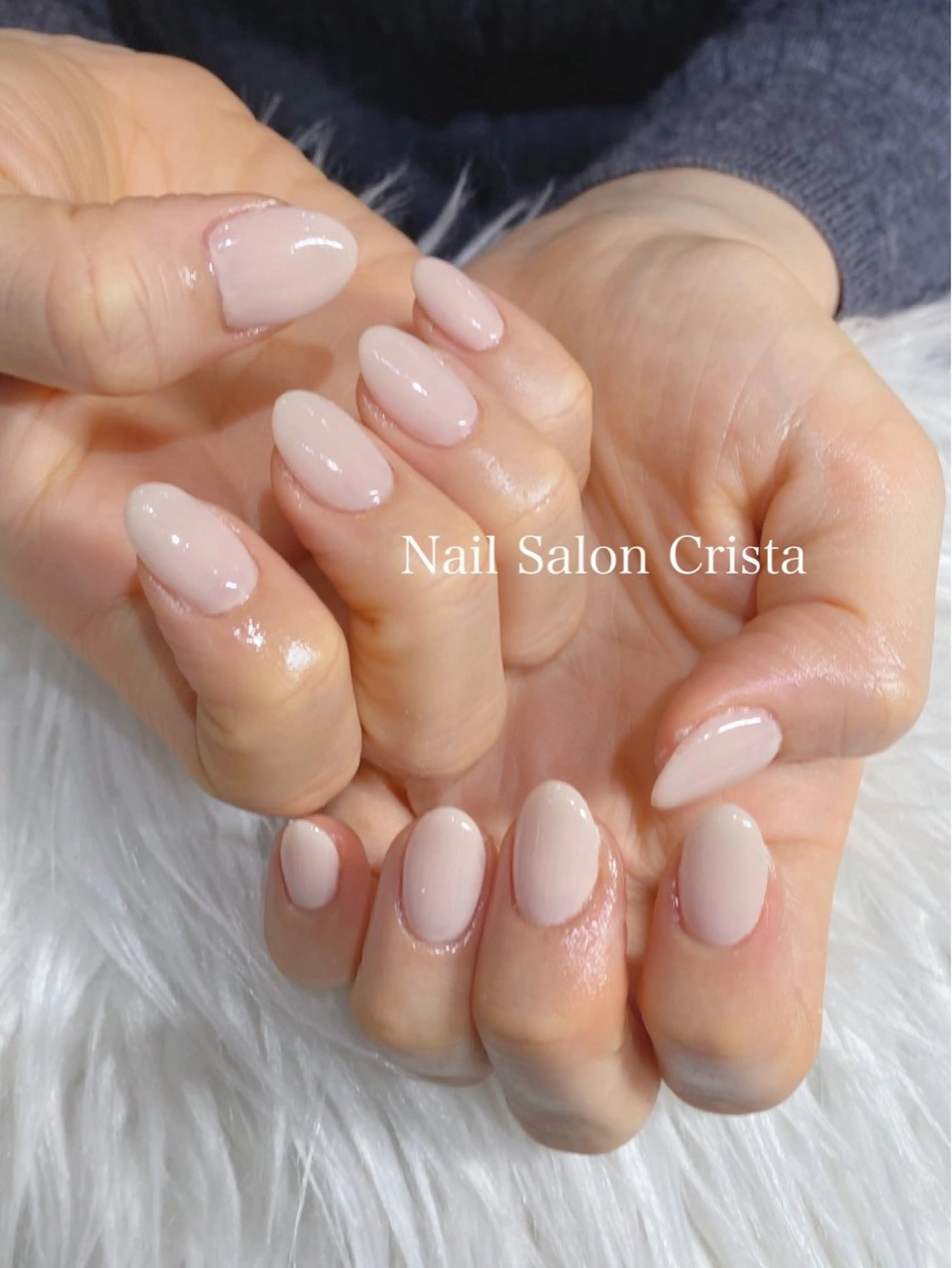 ネイル ジェルネイル パラジェル ホワイト ハンドネイル CRISTA MOMOのネイルデザイン