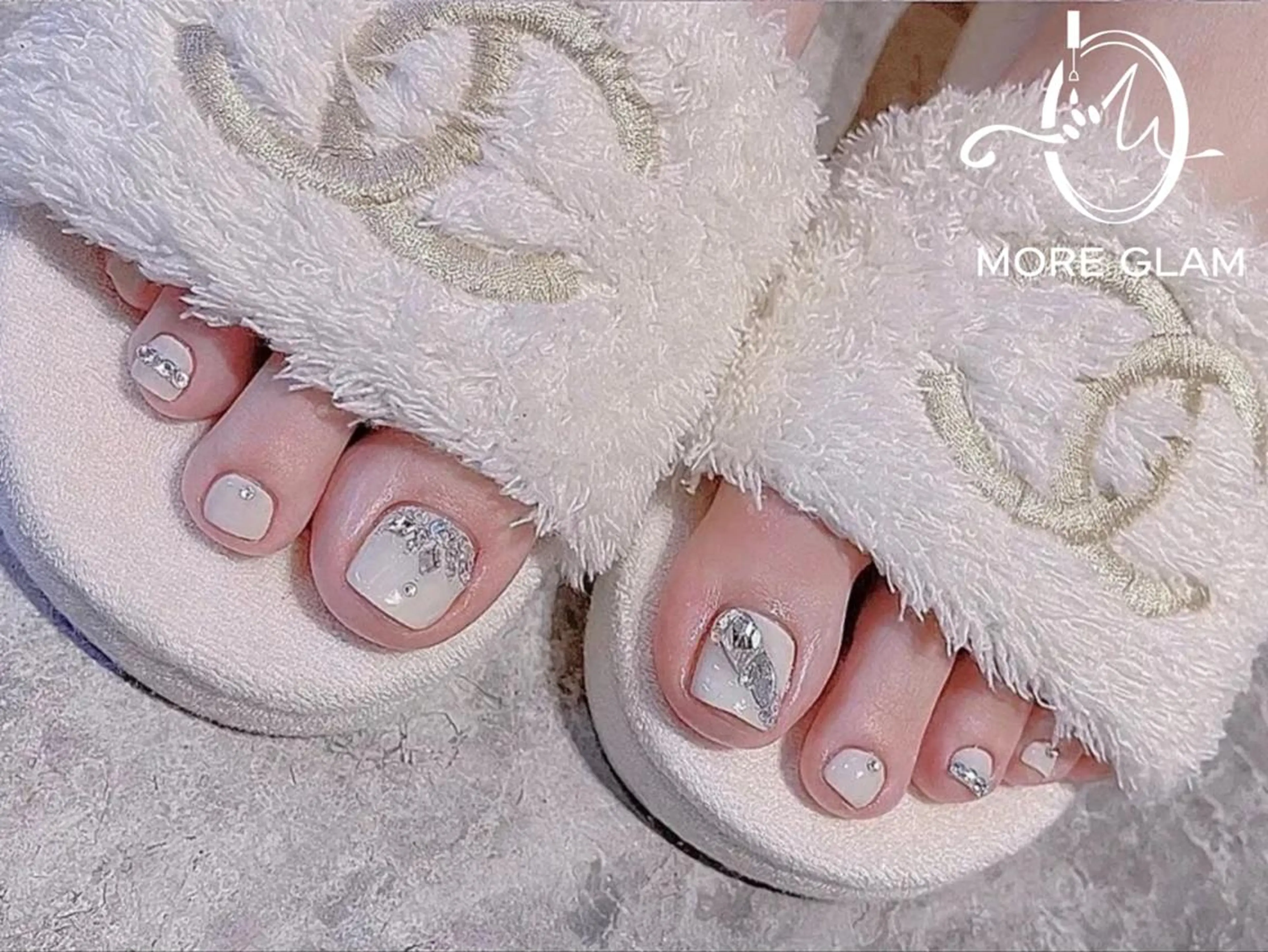 ネイル フットネイル MoreGlam ネイルのネイルデザイン