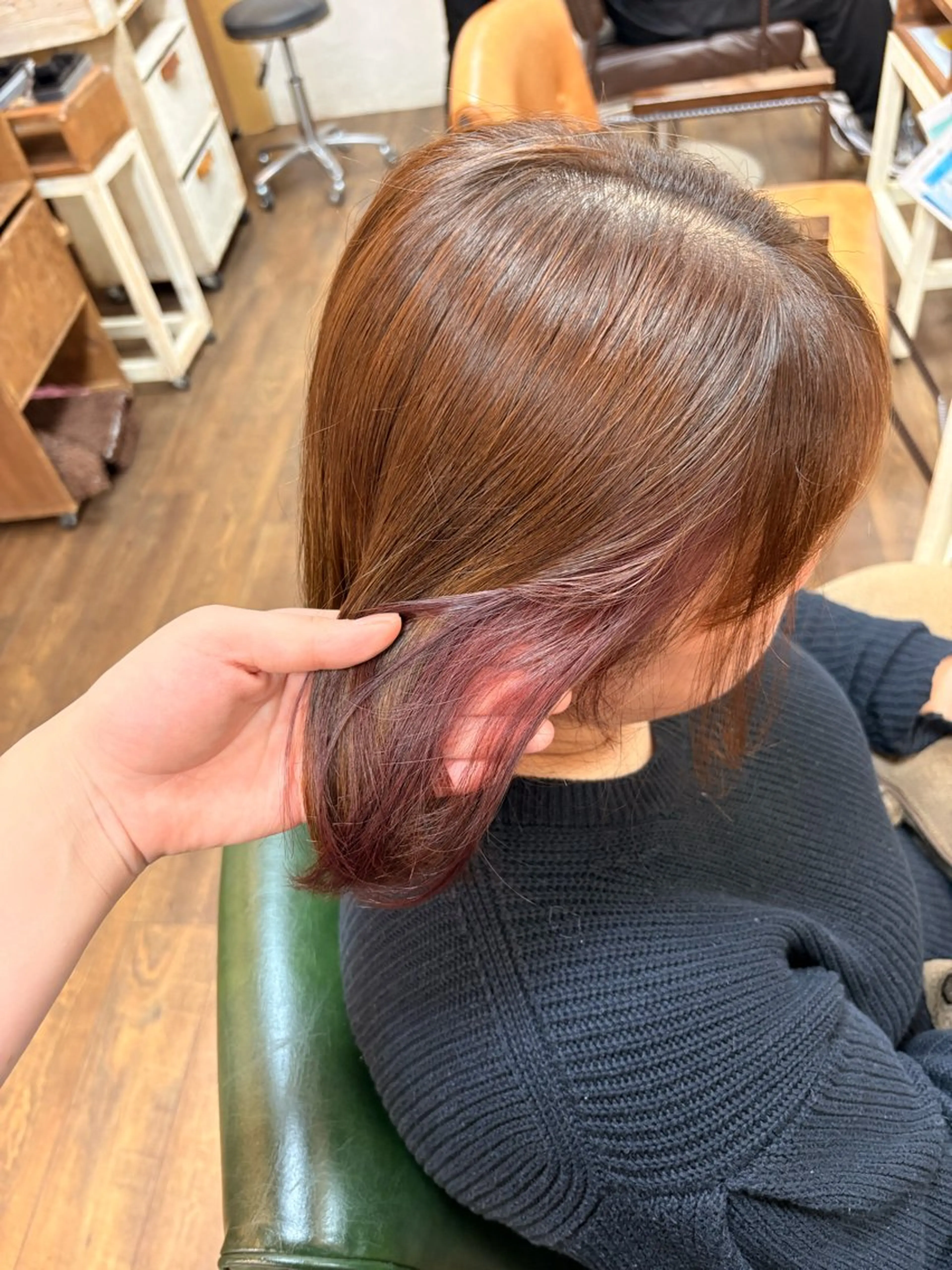 カラー インナーカラー ピンクカラー 三宅　デザインカラー 透明感カラー✨のヘアスタイル