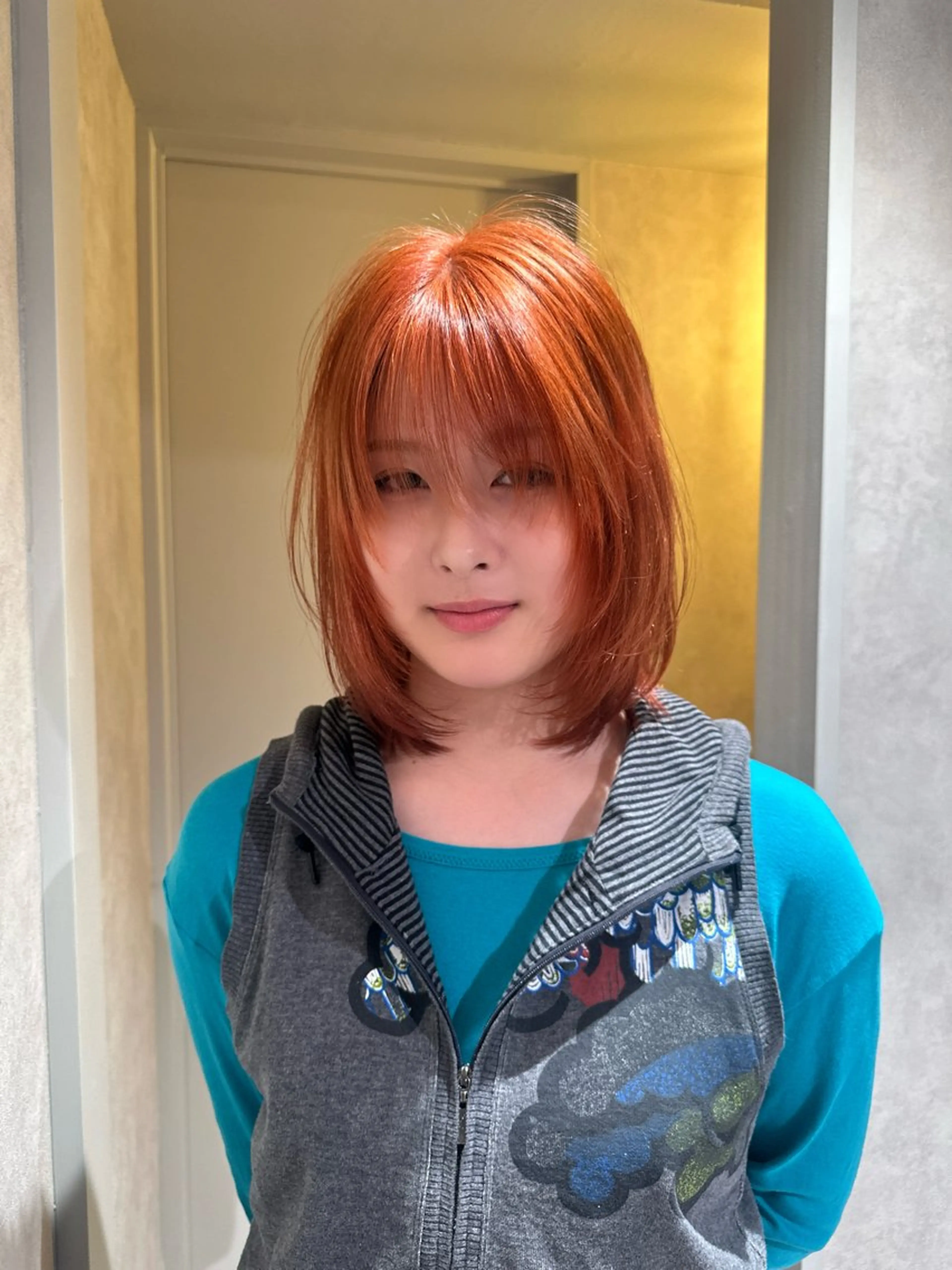 ミディアム ヘアカラー ハイトーン🫀 デザイン🪐yumeのヘアスタイル