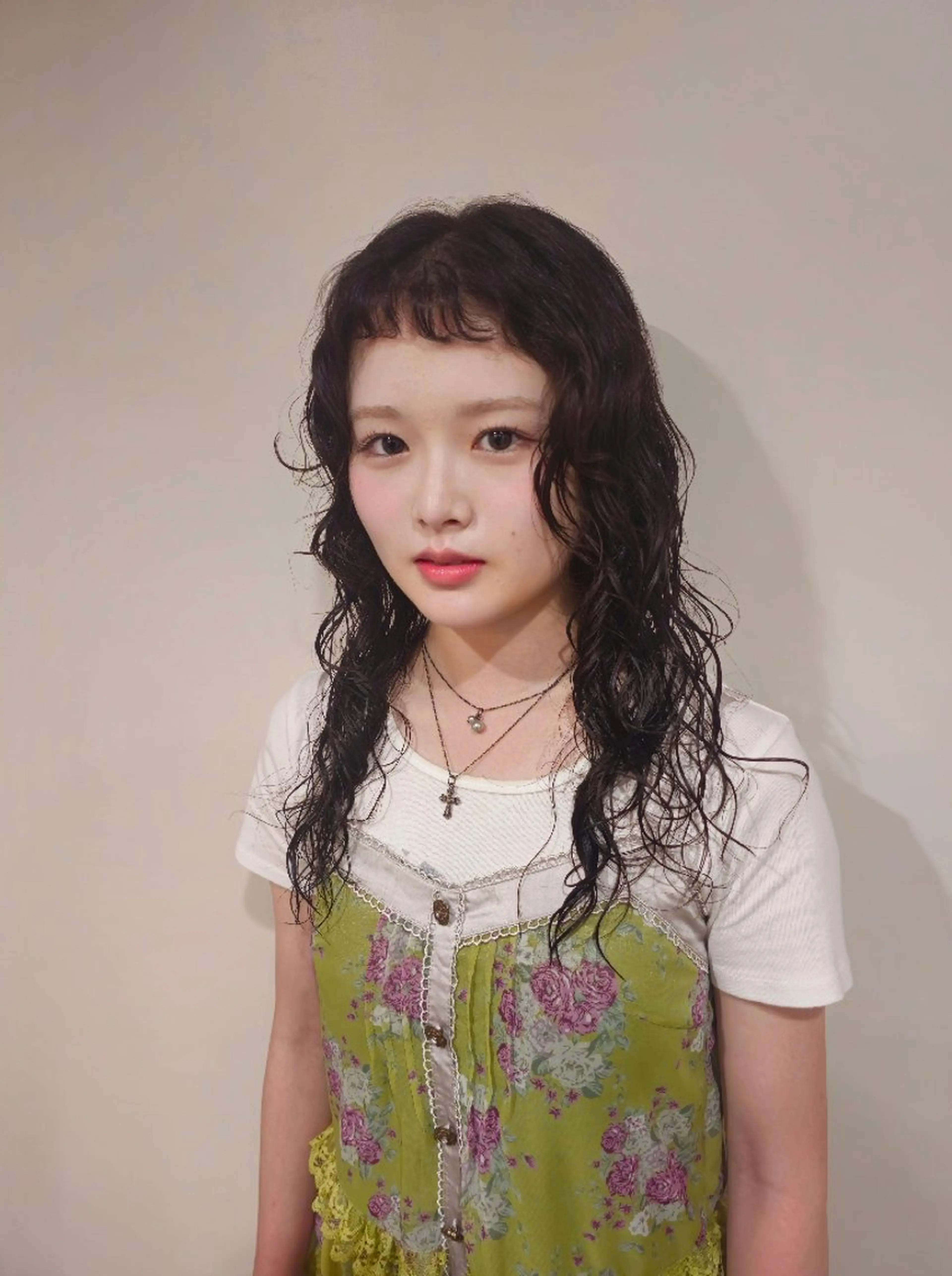 ミディアム パーマ OMA　 カタギシのヘアスタイル