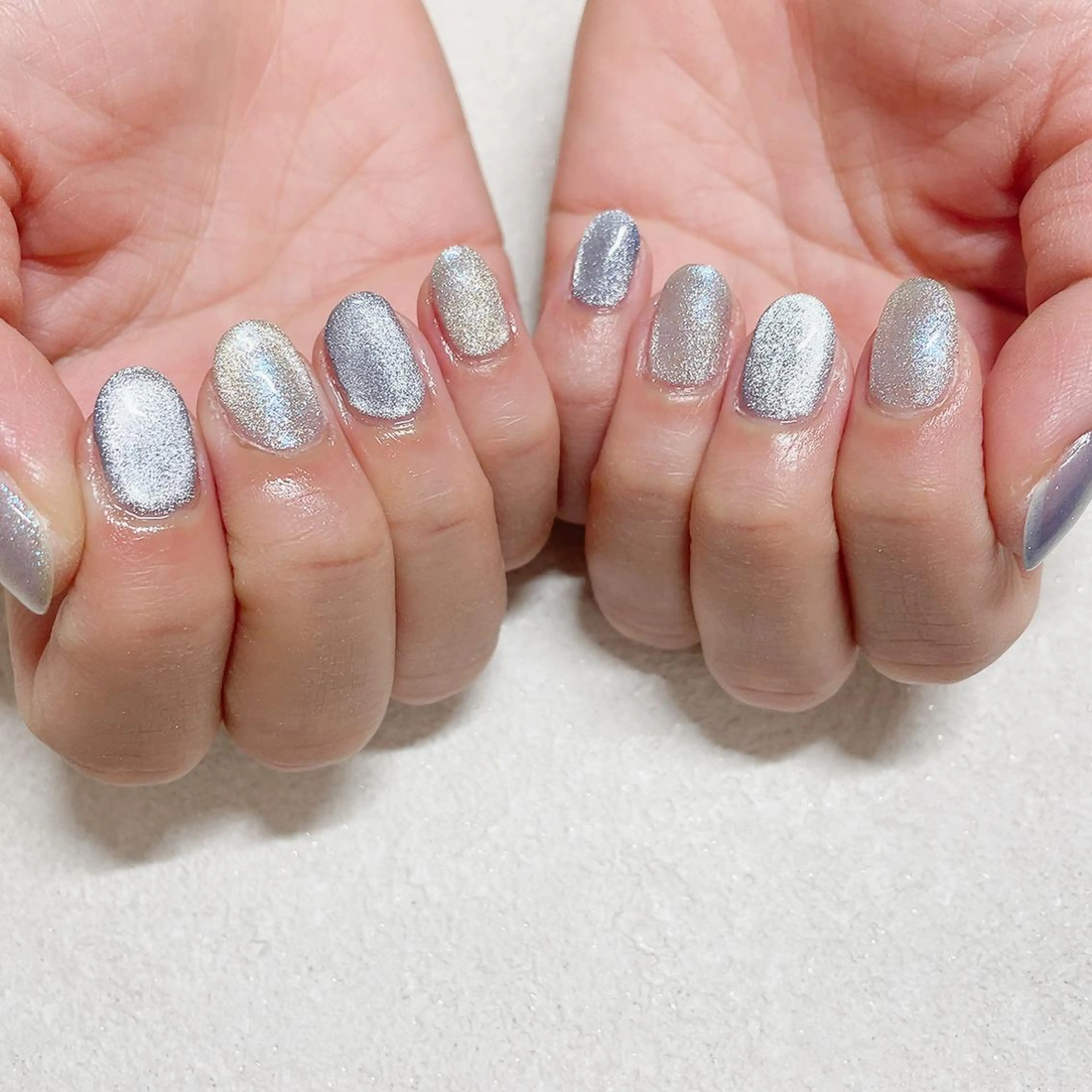 ネイル オーロラネイル フラワーネイル フットネイル フレンチネイル ジェルネイル ハンドネイル mogunail &blowのネイルデザイン