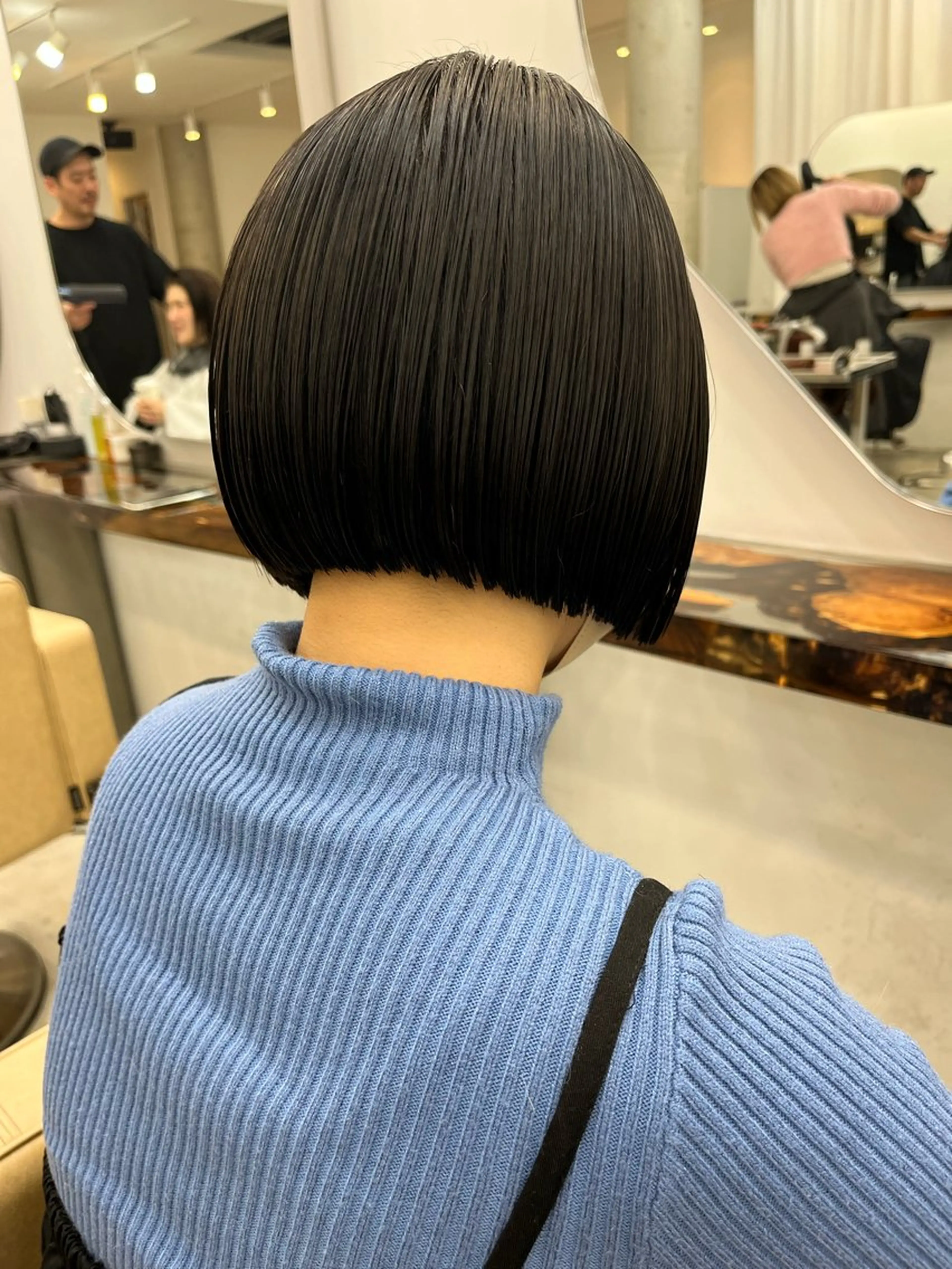ショート ボブ ミヤギ リュウキのヘアスタイル
