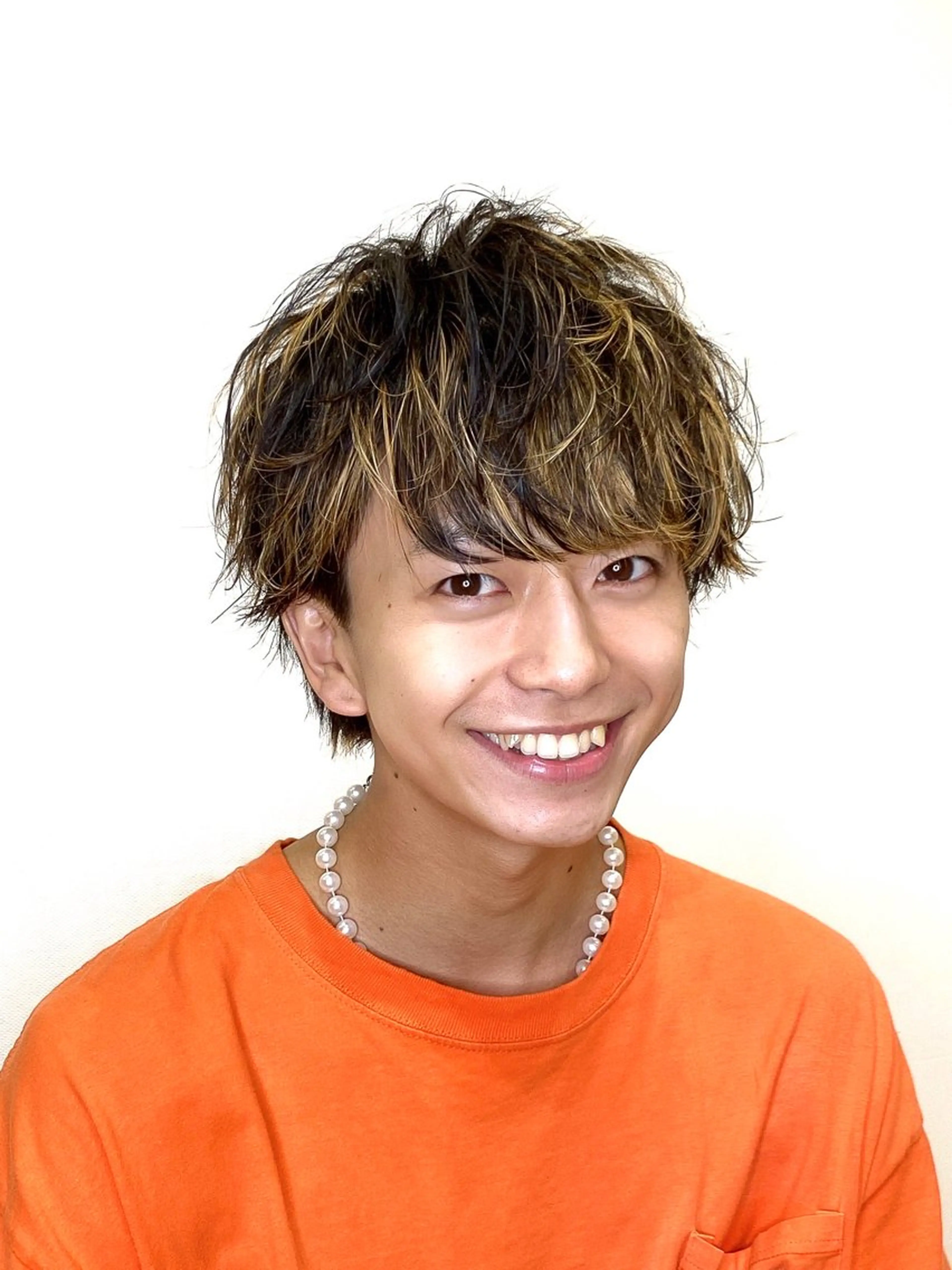 【⚠️平日限定お得クーポン】メンズカット＋ハイライトカラー＋トリートメントの写真