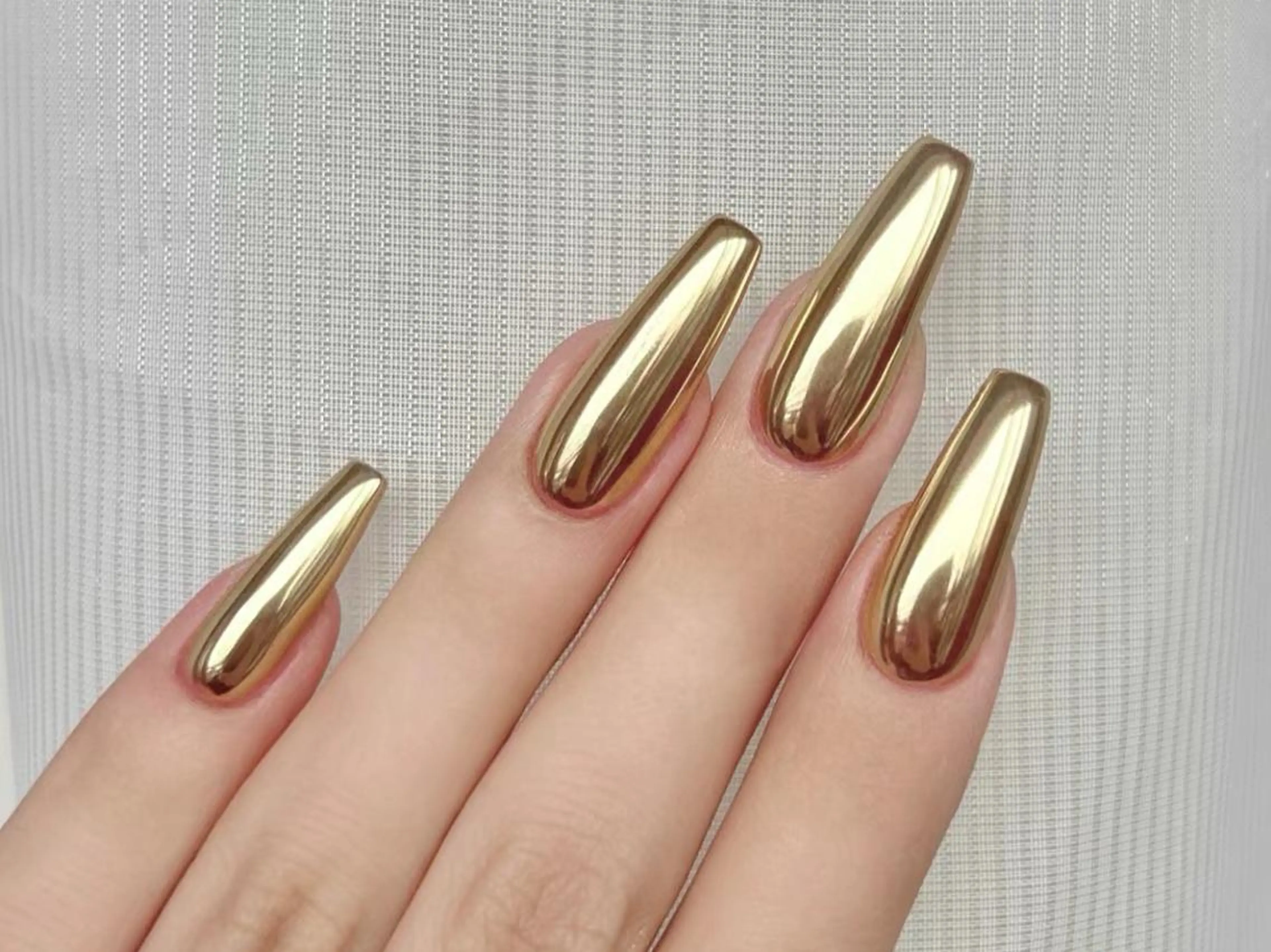 ネイル VIVIAN エイのネイルデザイン