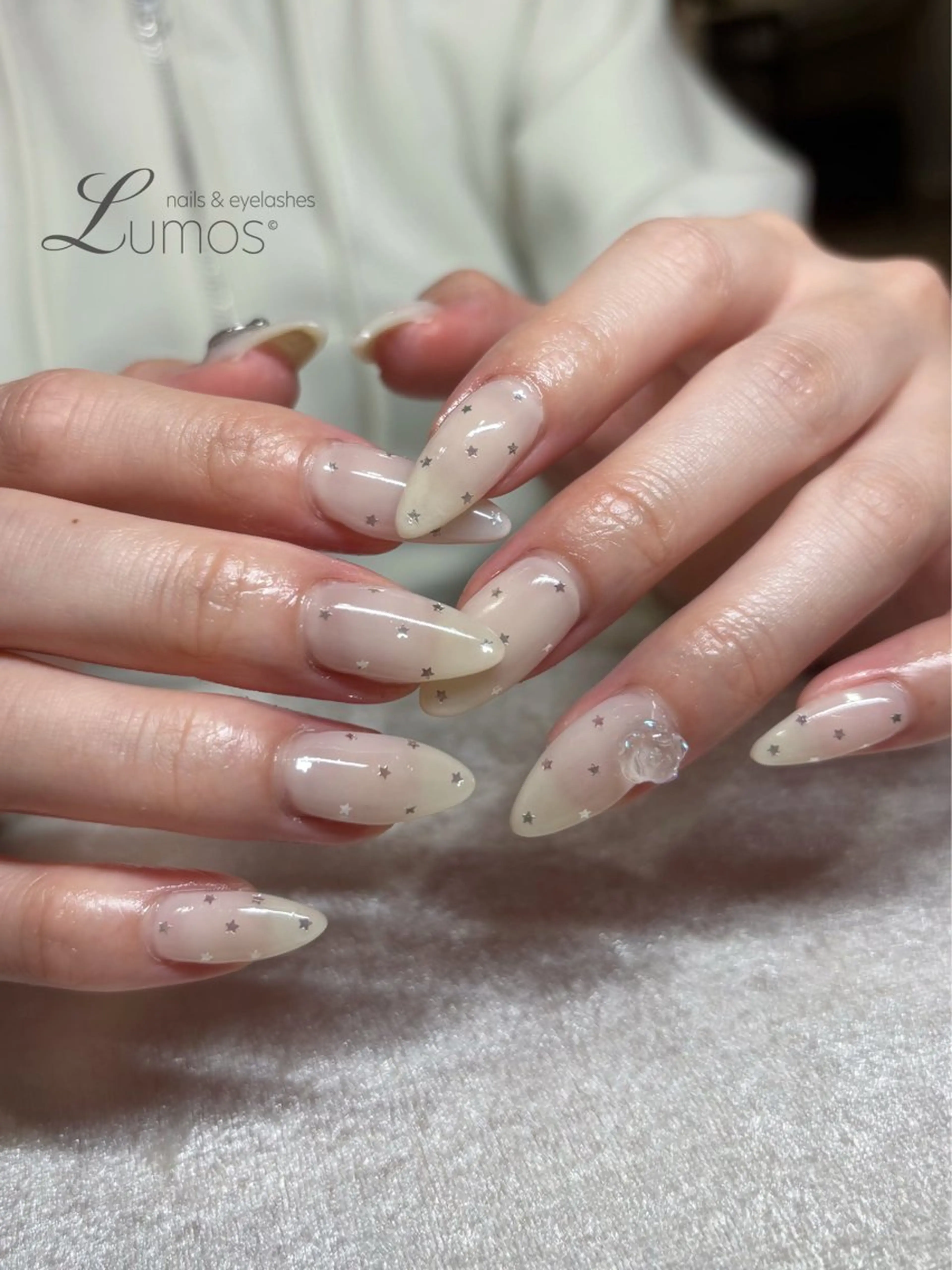 ネイル Lumos Rikaのネイルデザイン