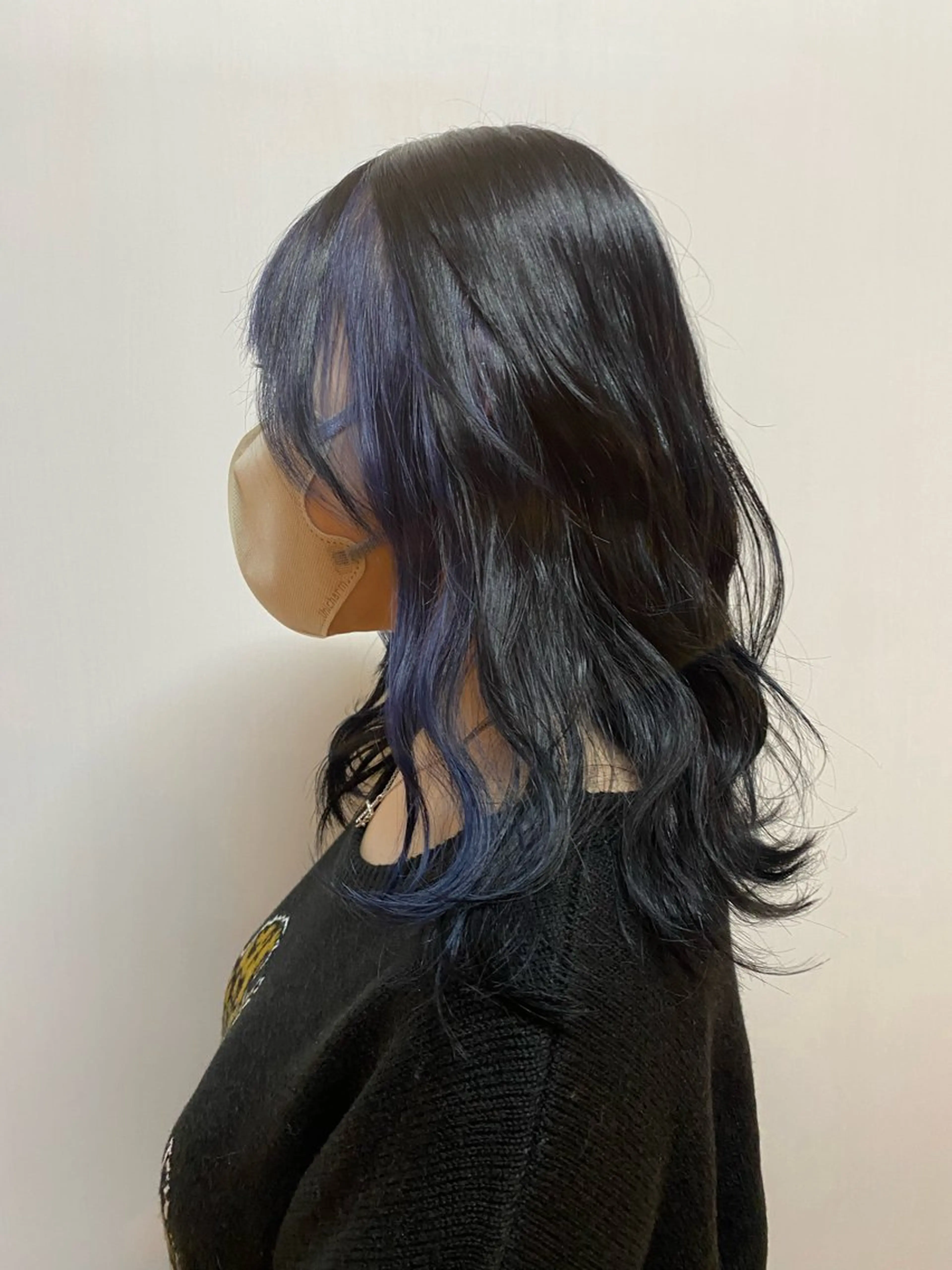 カラー 萩原 彩音のヘアスタイル