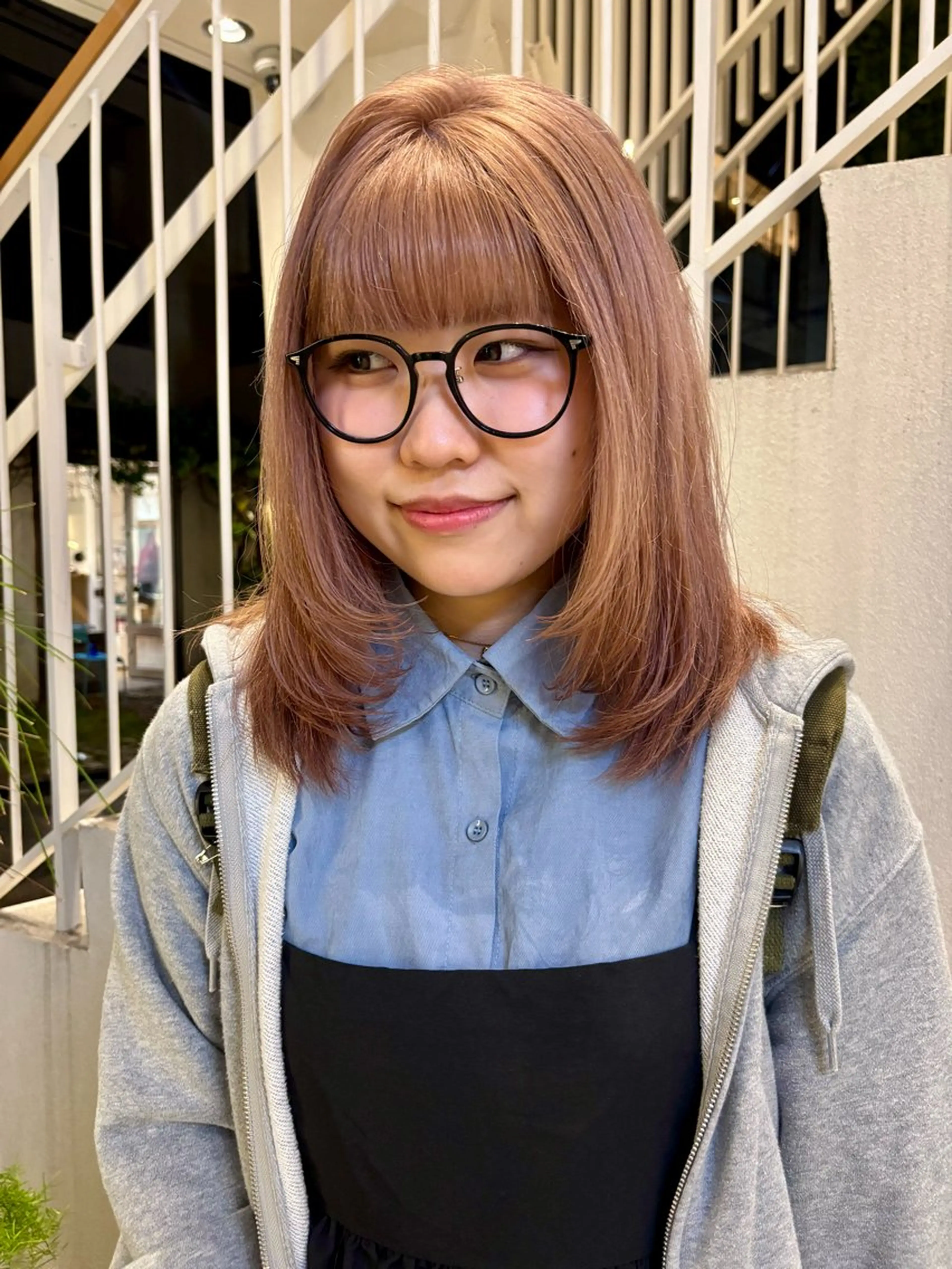 ミディアム カラー ヘアカラー トリートメント ヘッドスパ ヘアセット レイヤーボブ🎵 ブリーチ/りりのヘアスタイル