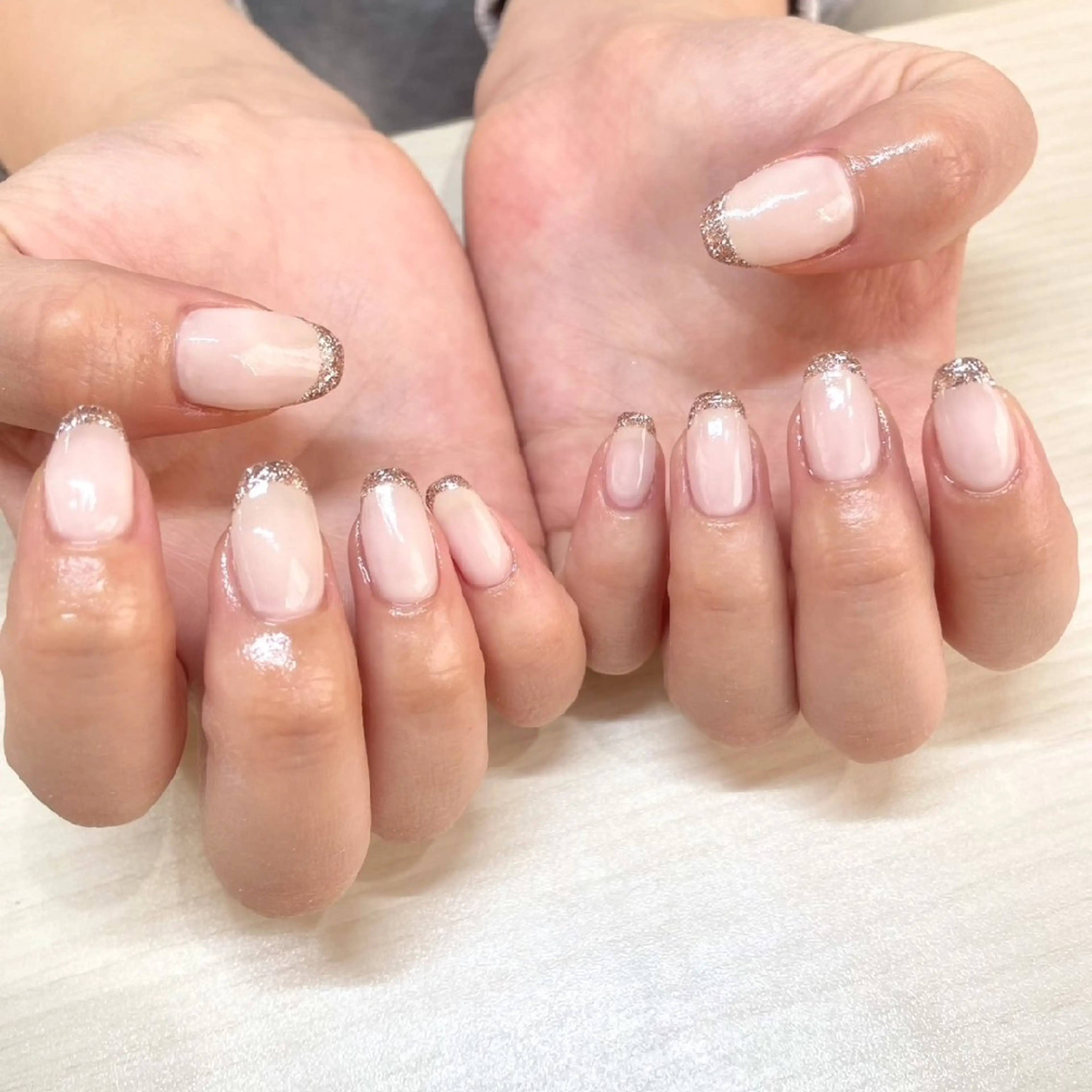 ネイル フレンチネイル ラメ(グリッター) ハンドネイル Beautiful Meかえでのネイルデザイン