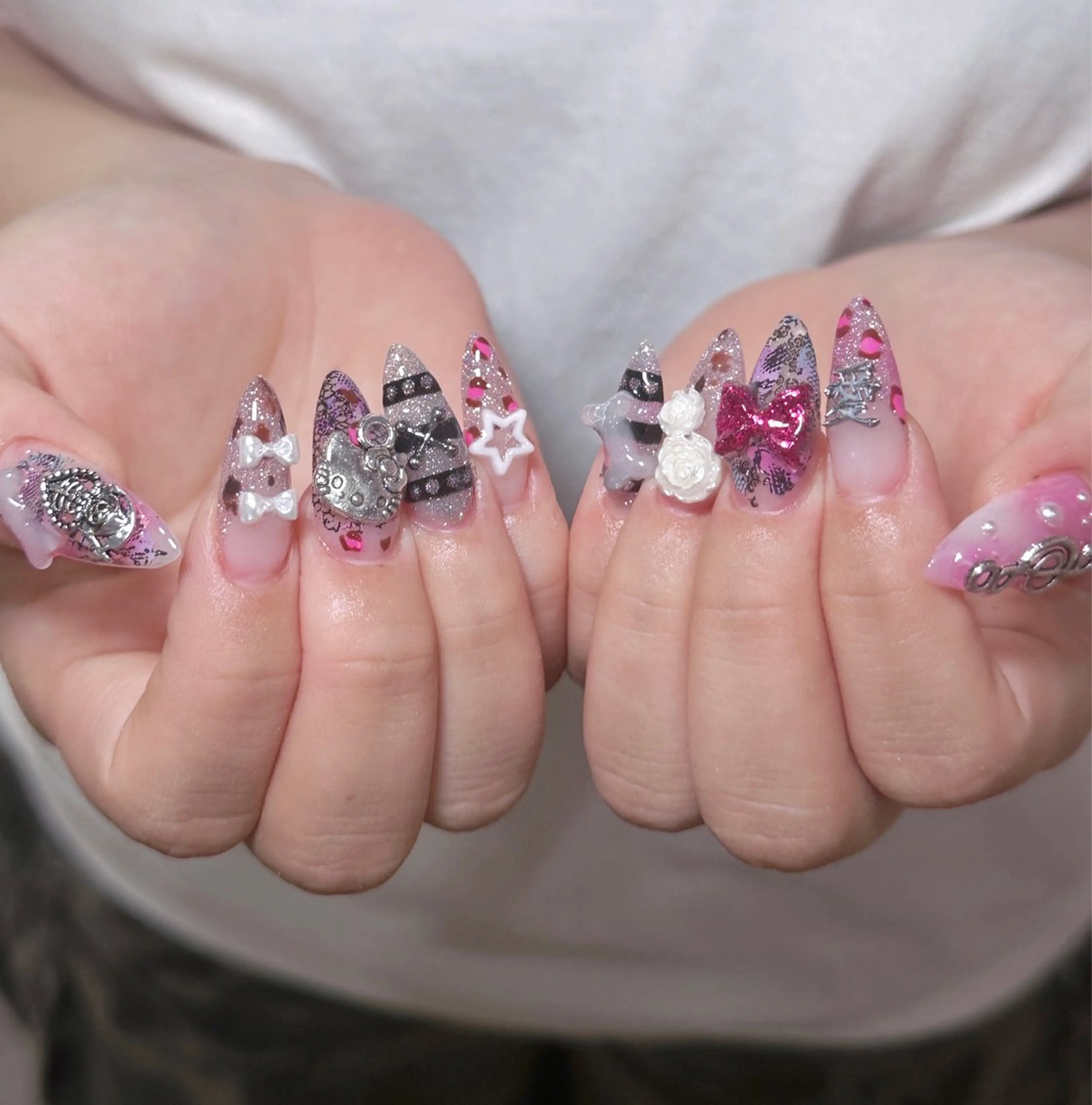 ネイル Dark honey スカルプ専門原宿店のネイルデザイン