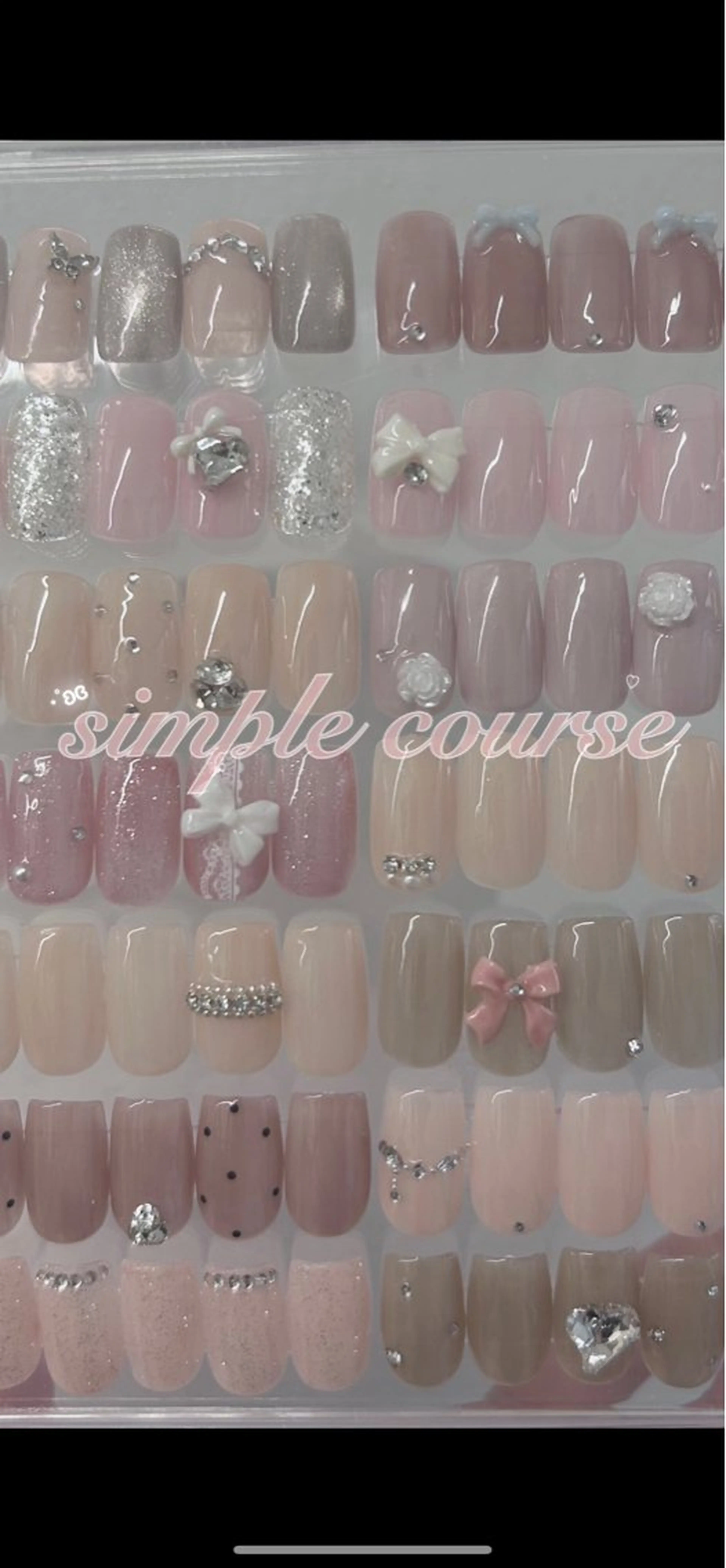 ネイル ハンドネイル EmaNail🎀 Haaruのネイルデザイン