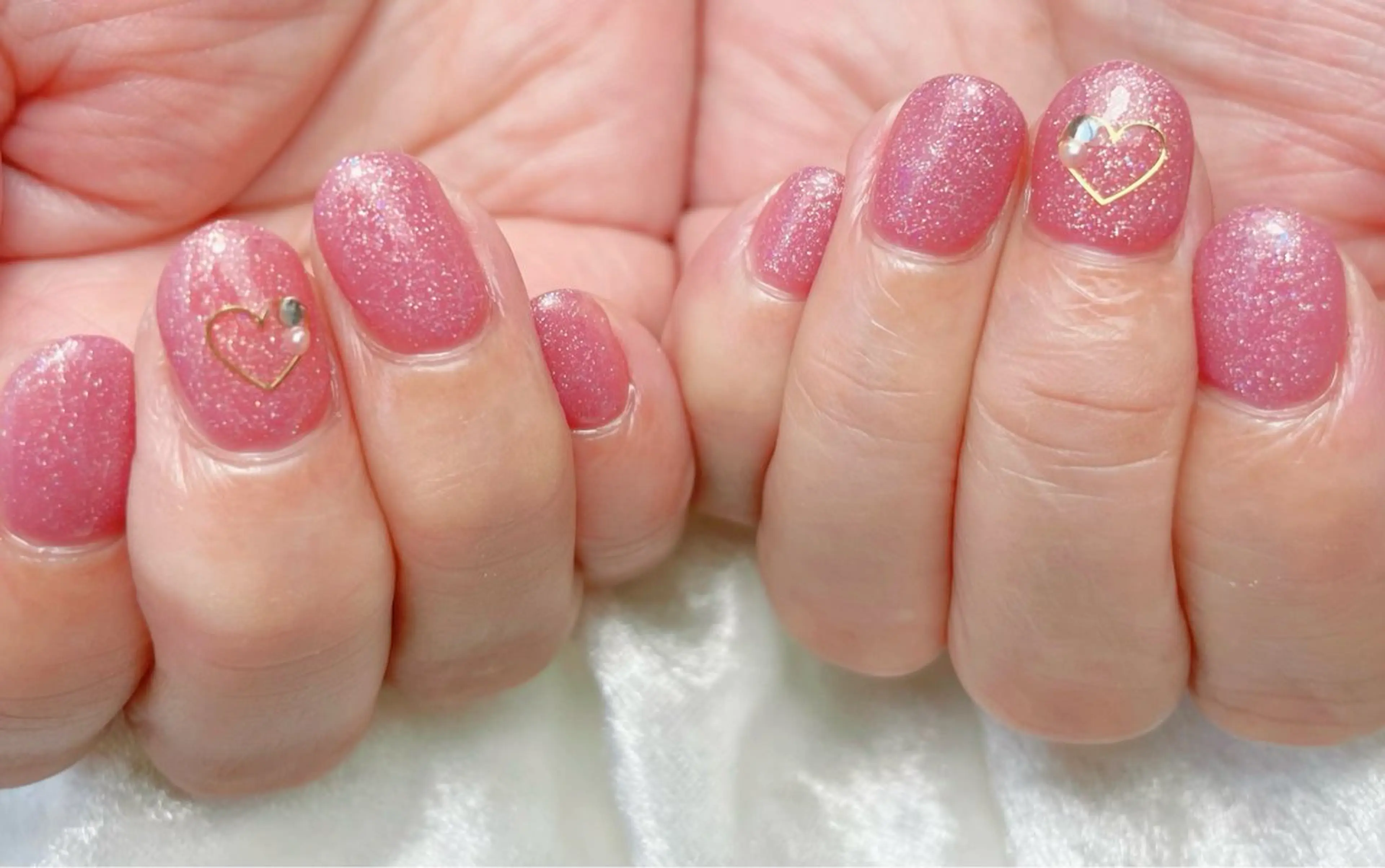 ネイル トータルビューティー サロンビーズのマツエク・マツパデザイン