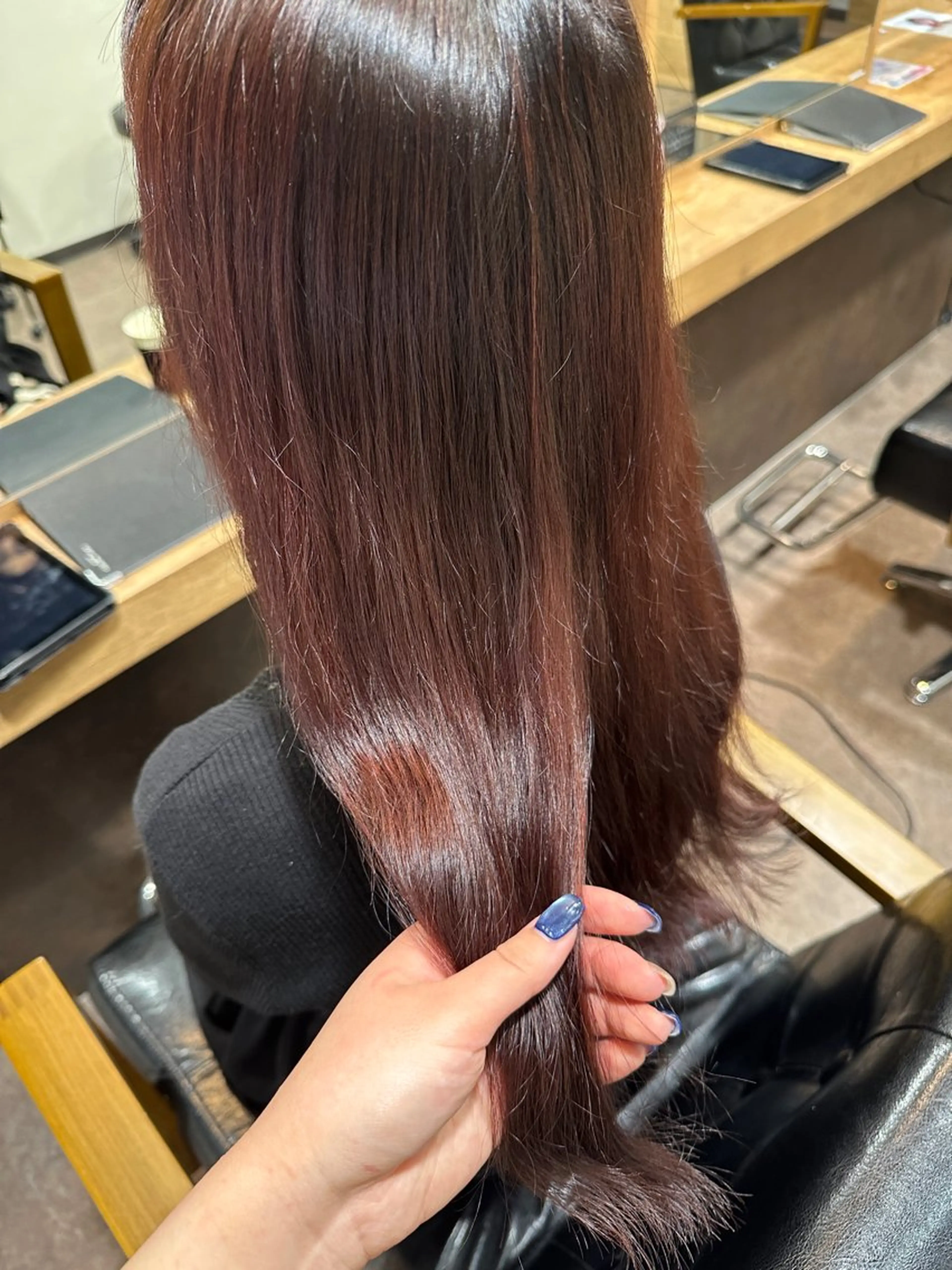 ロング カラー 亀井 結夏🐾 池袋のヘアスタイル