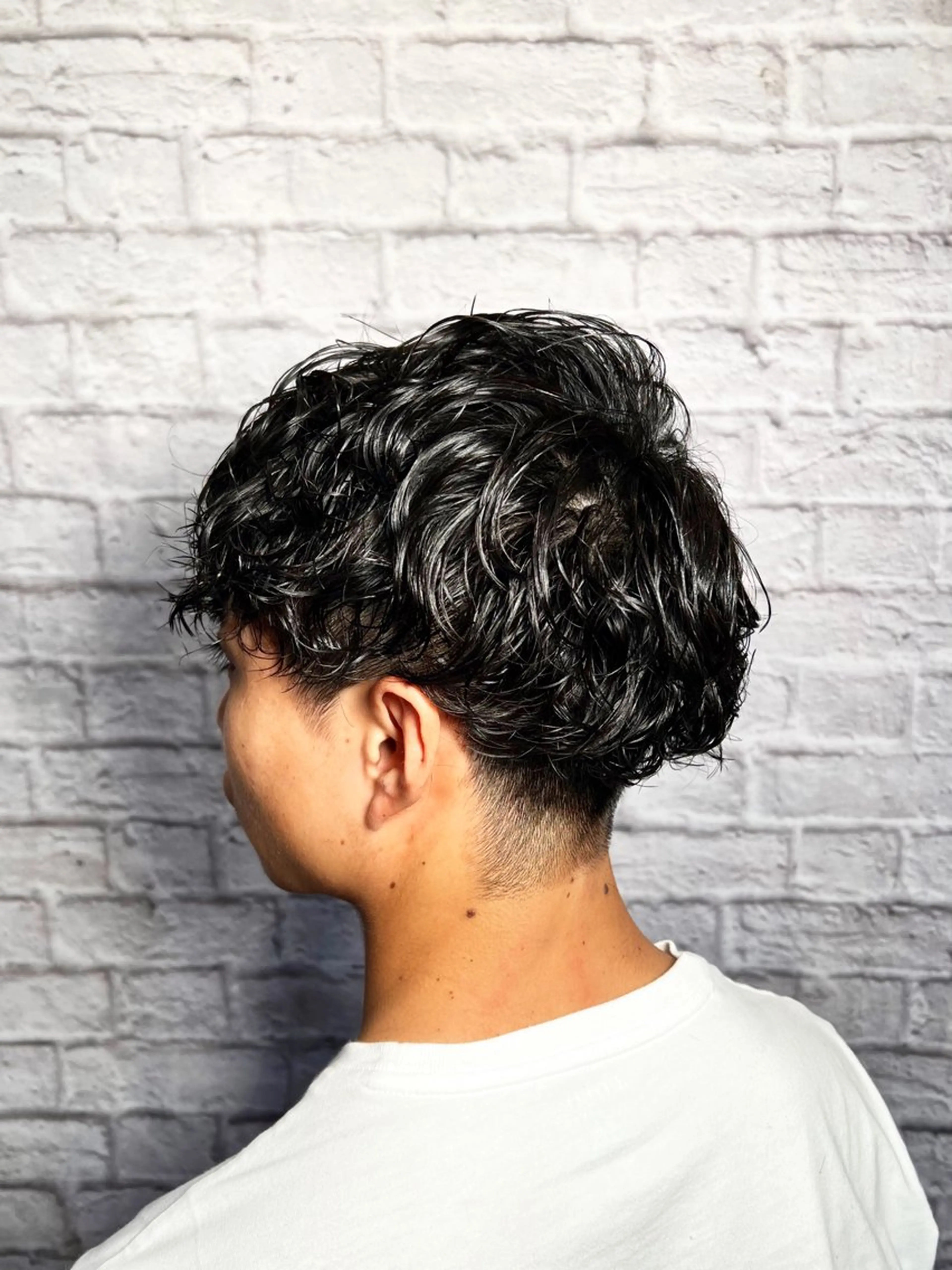 ショート カラー パーマ ヘアアレンジ メンズ メンズブリーチ センターパート フェードカット マッシュ メンズパーマ メンズカット/パーマ 山崎航平💈のヘアスタイル