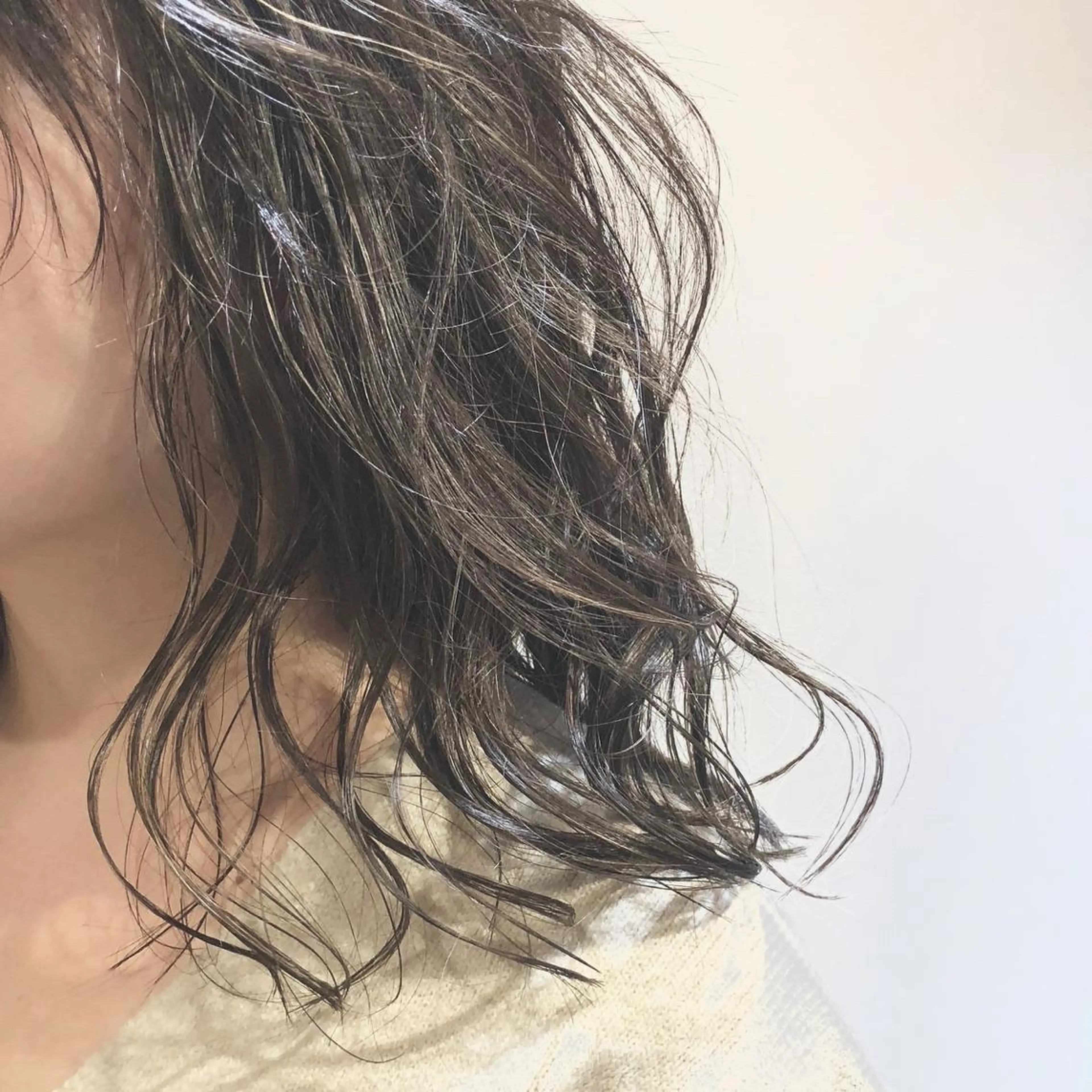 カラー アディクシーカラー 透明感カラー カット ヘアカラー トリートメント soelle(room四日市店)所属・soelle Hanaのヘアスタイル
