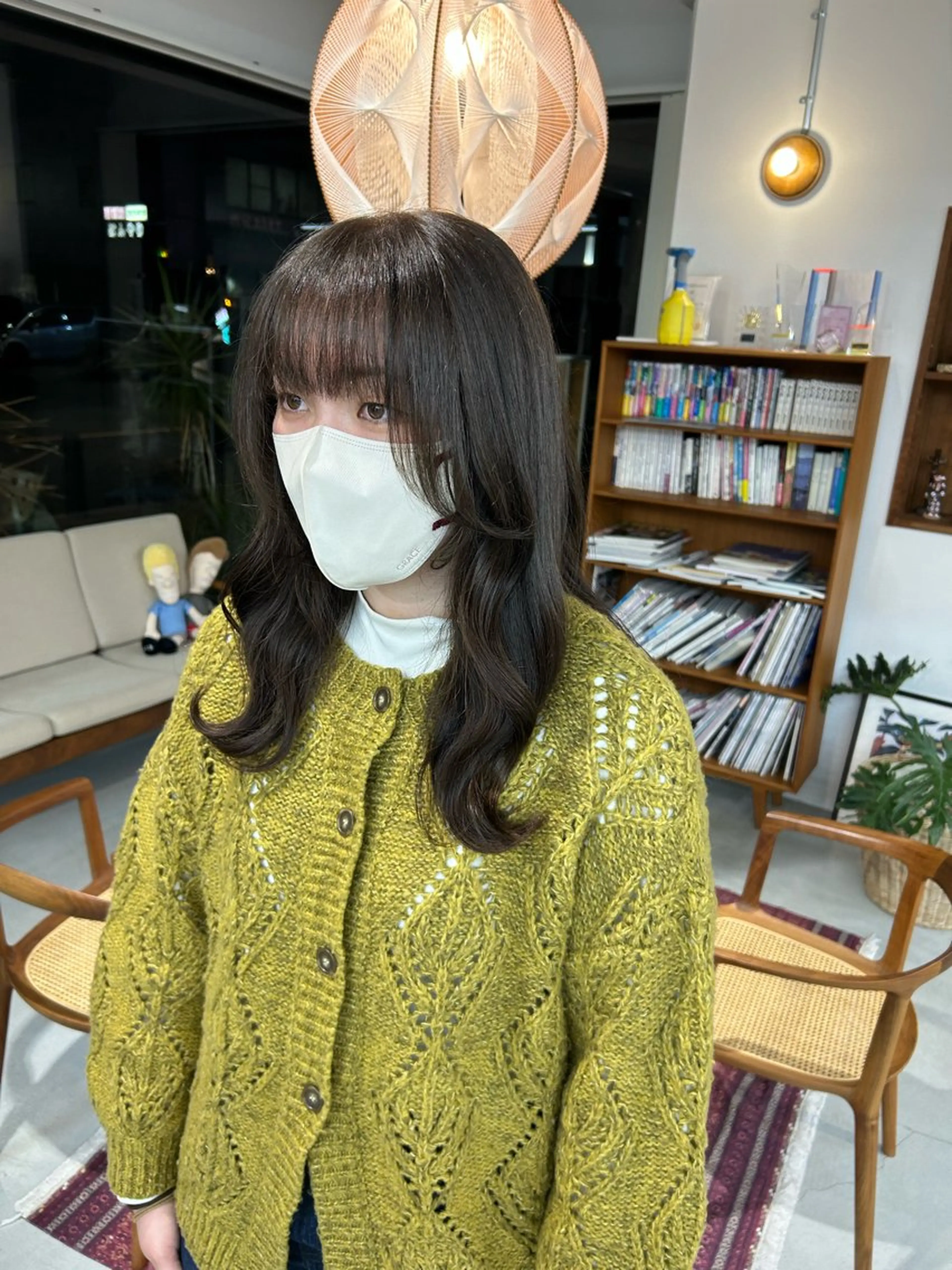 セミロング カラー グレージュ 藤原 あかりのヘアスタイル