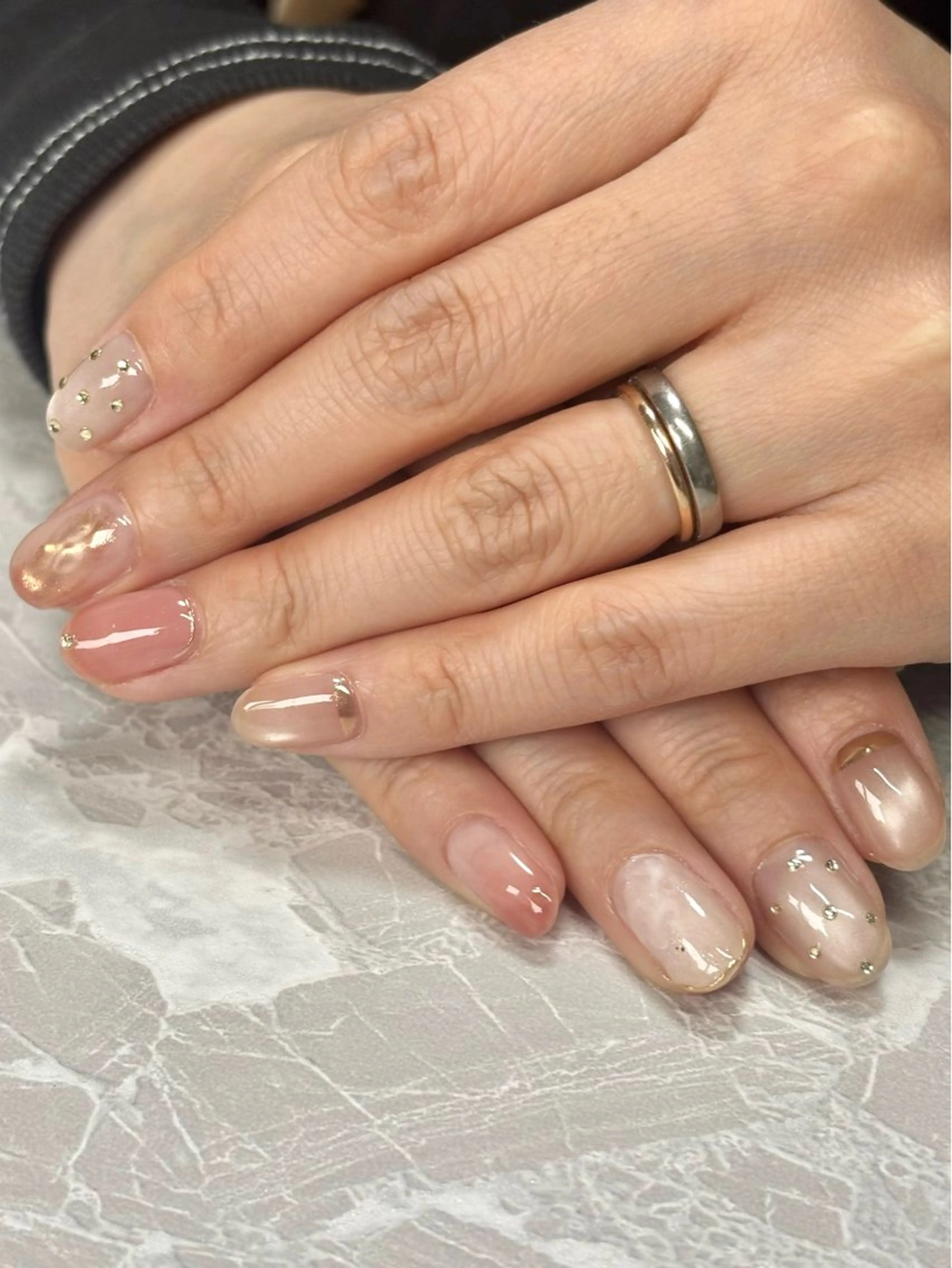 ネイル 持ち込み ハンドネイル 茂野 恵のネイルデザイン