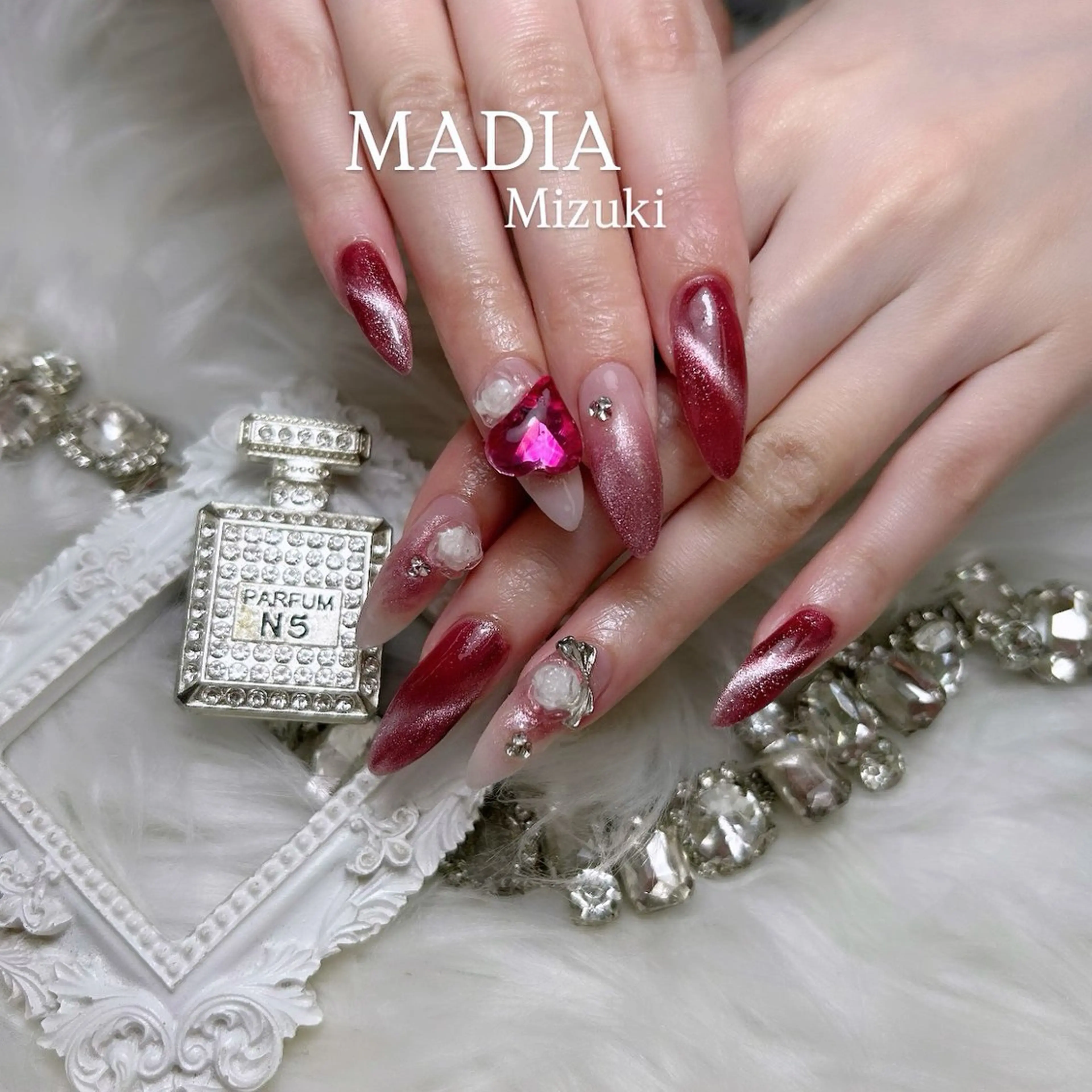 ネイル ジェルネイル Nailsalon MADIA所属・石塚 みずきのネイルデザイン