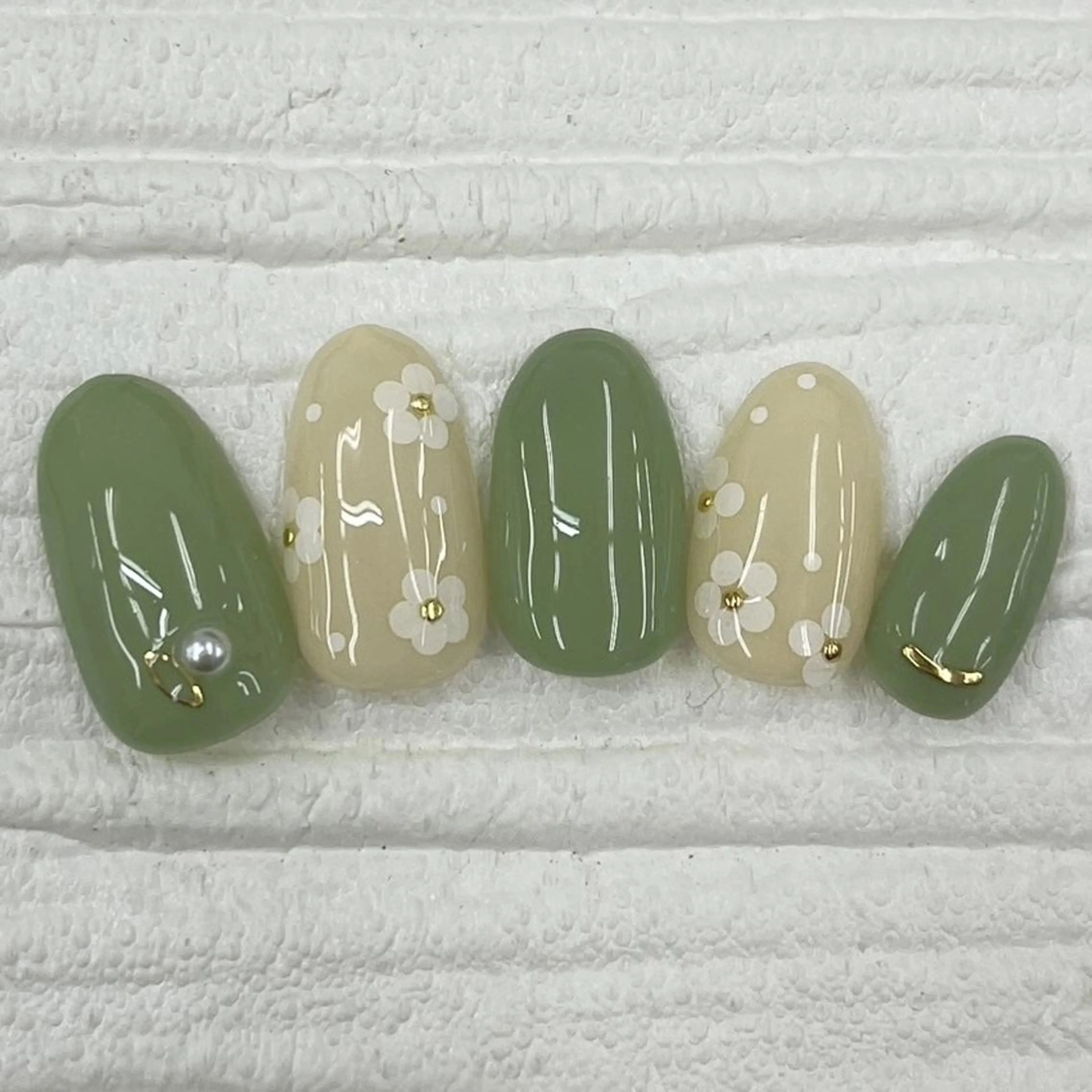 ネイル Nail salon Honey Beeのネイルデザイン