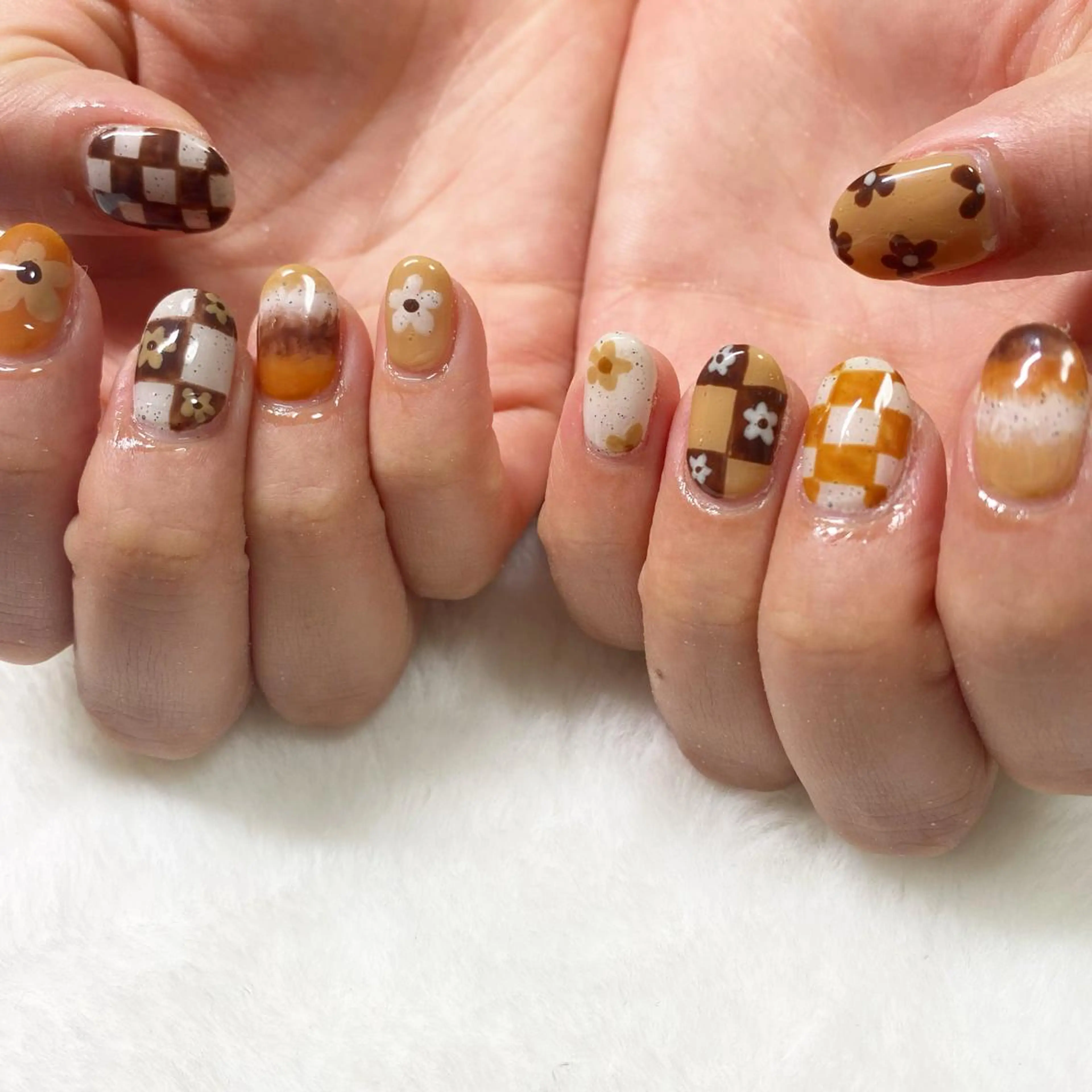 ネイル Laki nailのネイルデザイン