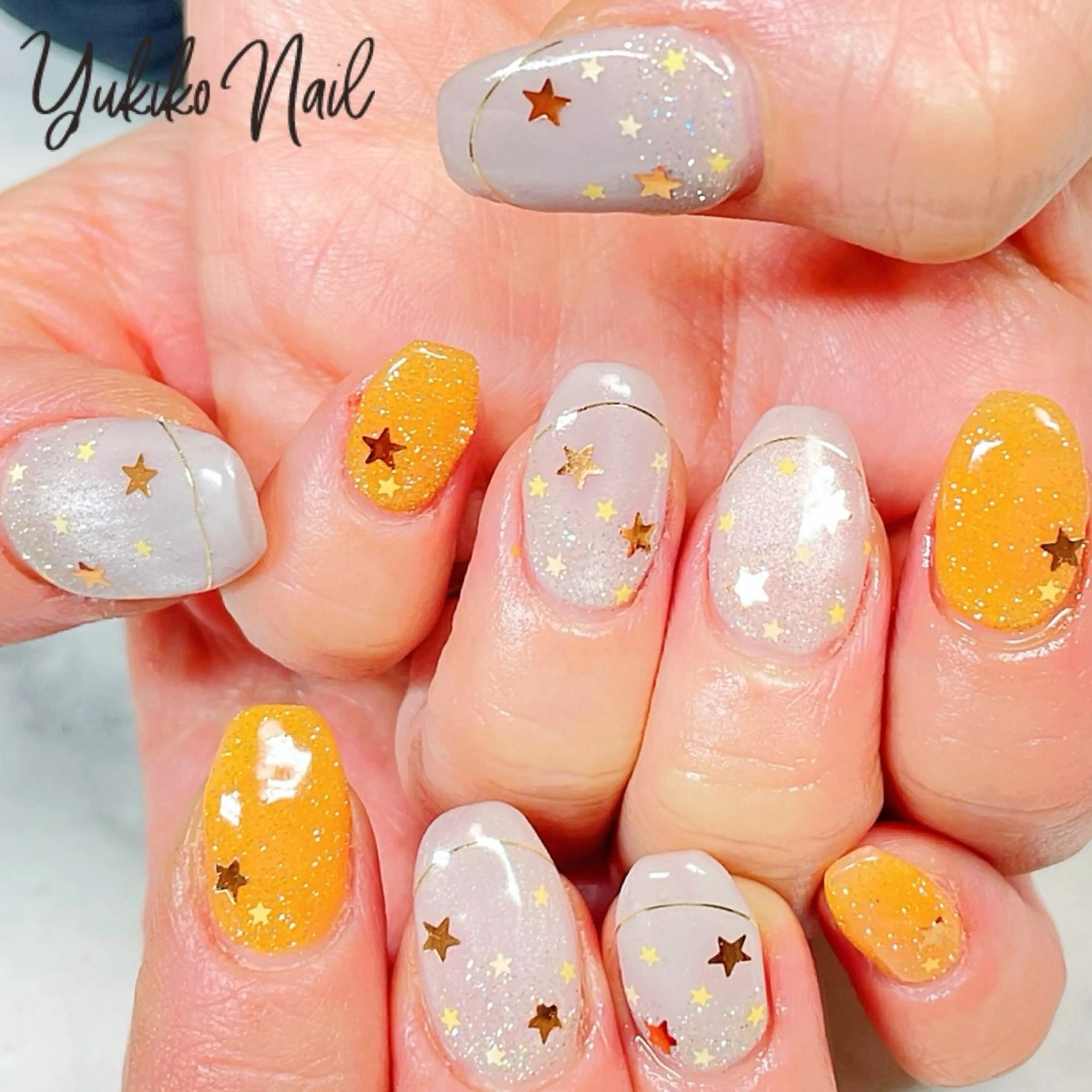 ネイル ホログラムネイル マグネットネイル オレンジ ハンドネイル ユキコ ネイルのネイルデザイン
