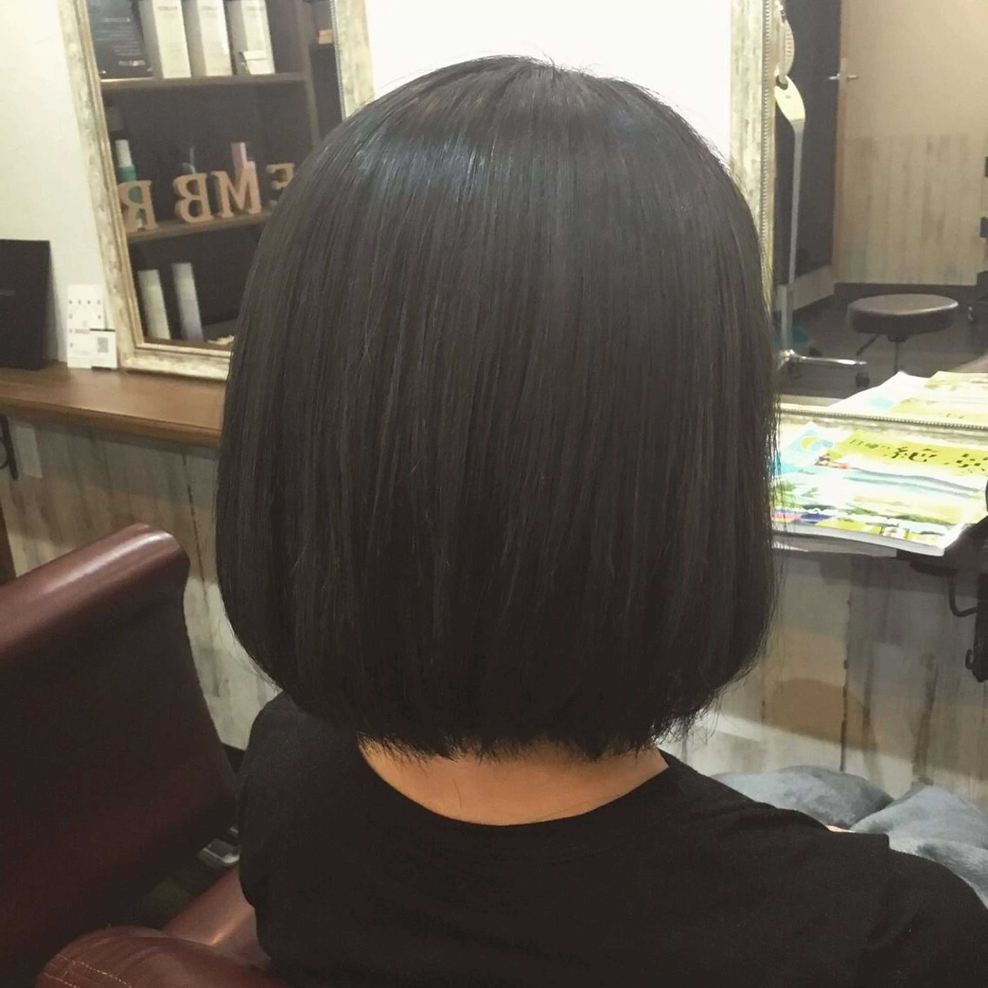 ショート カラー パーマ 金崎 新吾のヘアスタイル