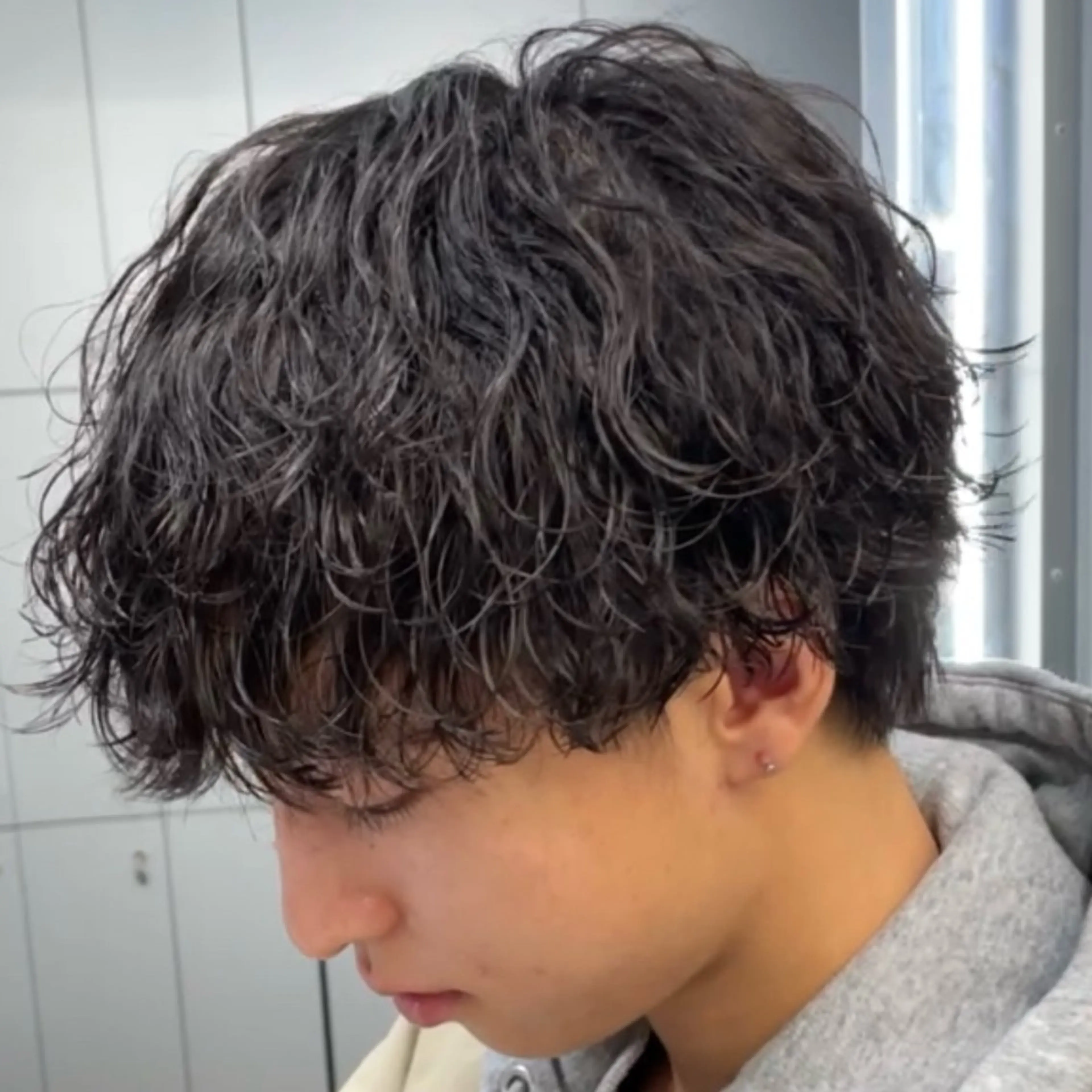 ミディアム パーマ ヘアアレンジ メンズ fifth 石川 凪のヘアスタイル