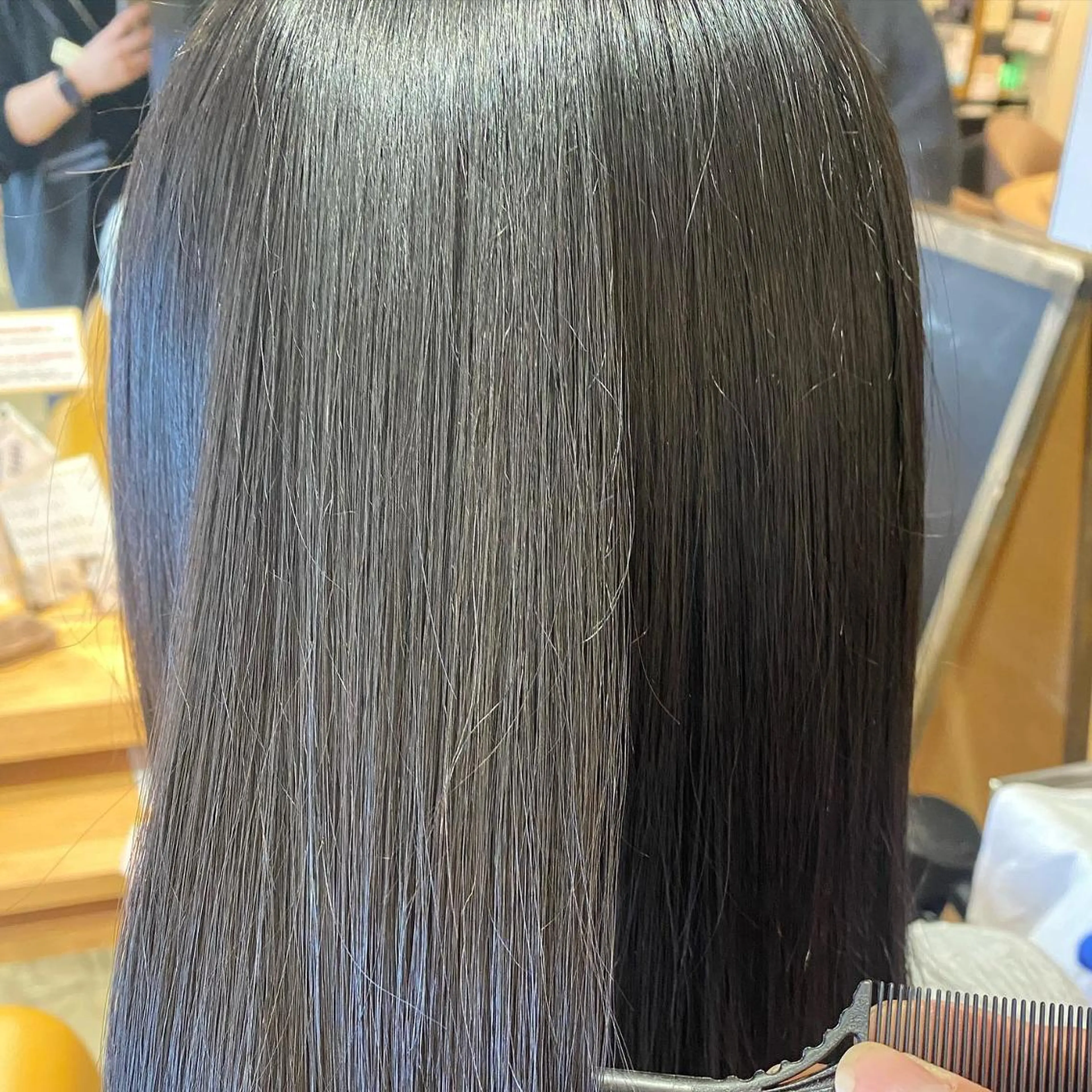 カラー 長谷川 智也/ディレクターのヘアスタイル