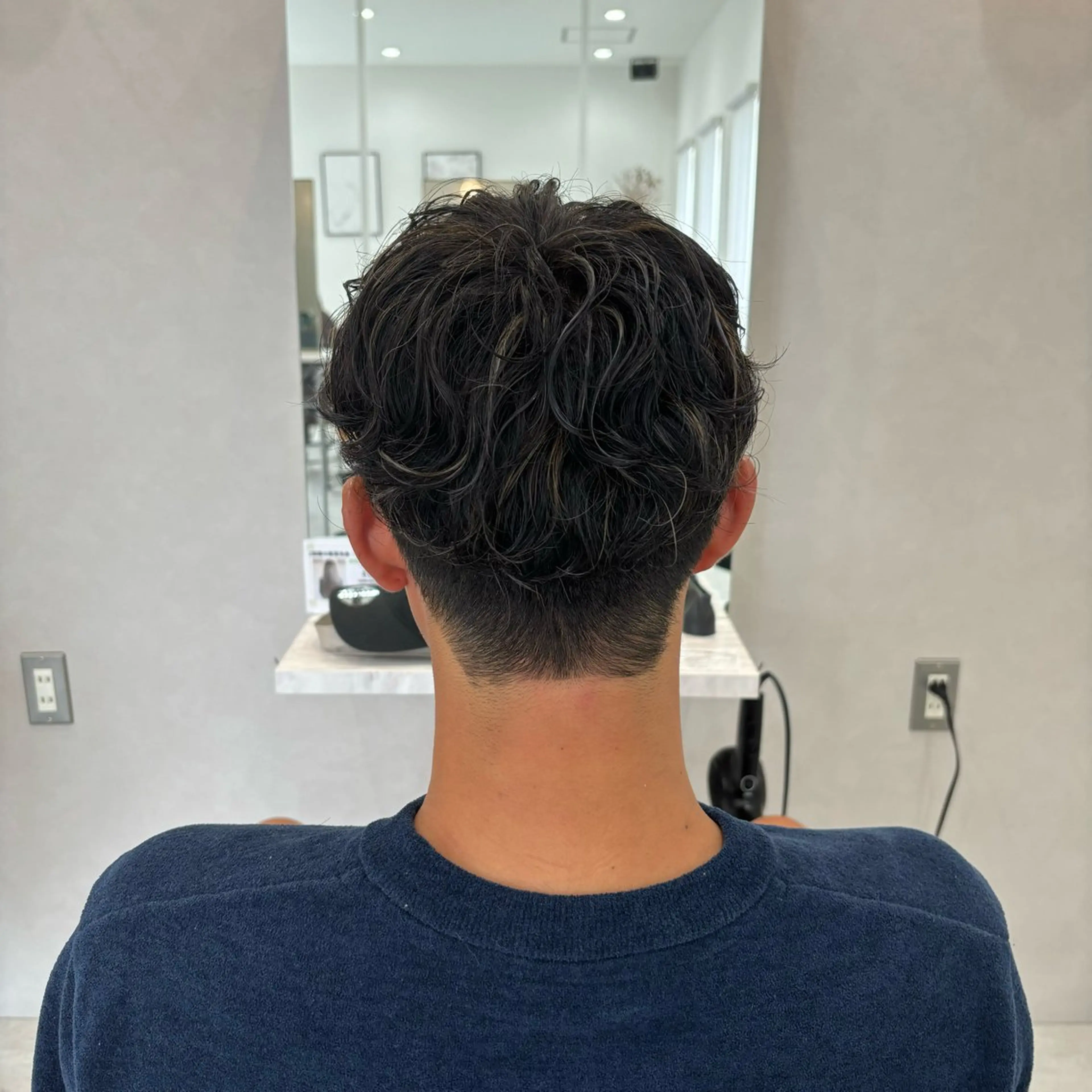 パーマ メンズ メンズハイライト メンズパーマ REM天童店 伊藤汐里のヘアスタイル