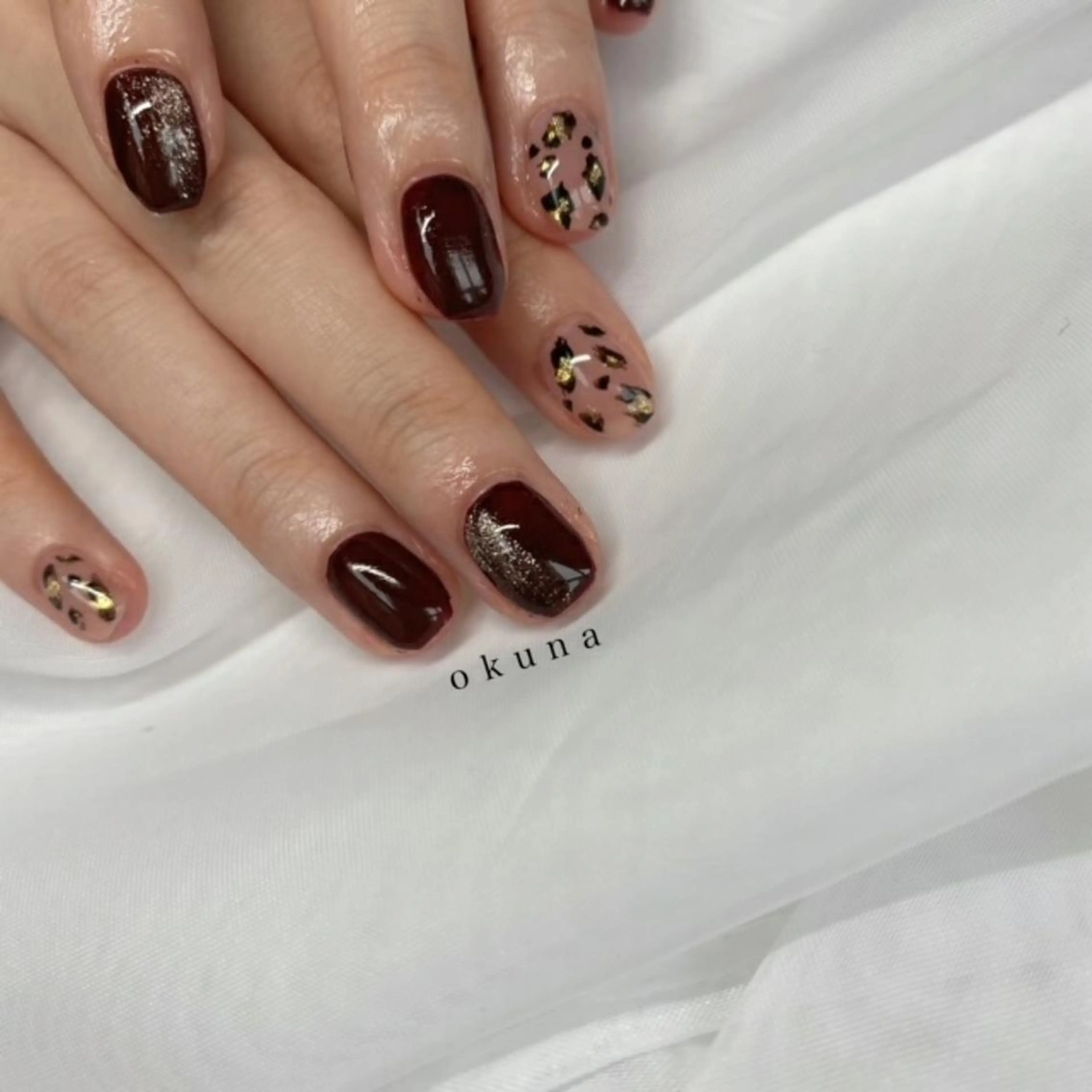 ネイル アニマル柄 ボルドー パンチャパンチャ ネイルサロンのネイルデザイン