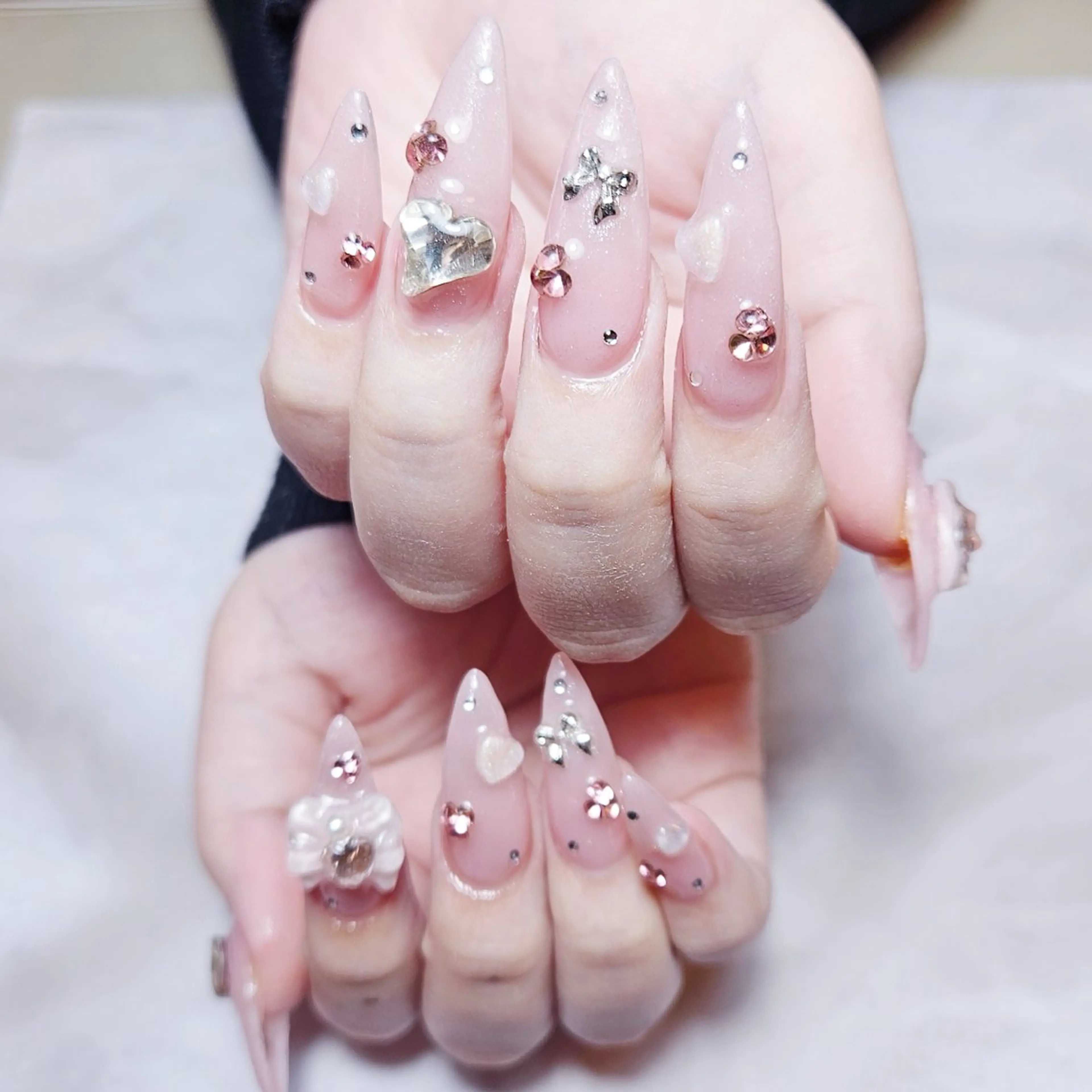ネイル ハンドネイル 🌈Yun nail hyejin💋のネイルデザイン